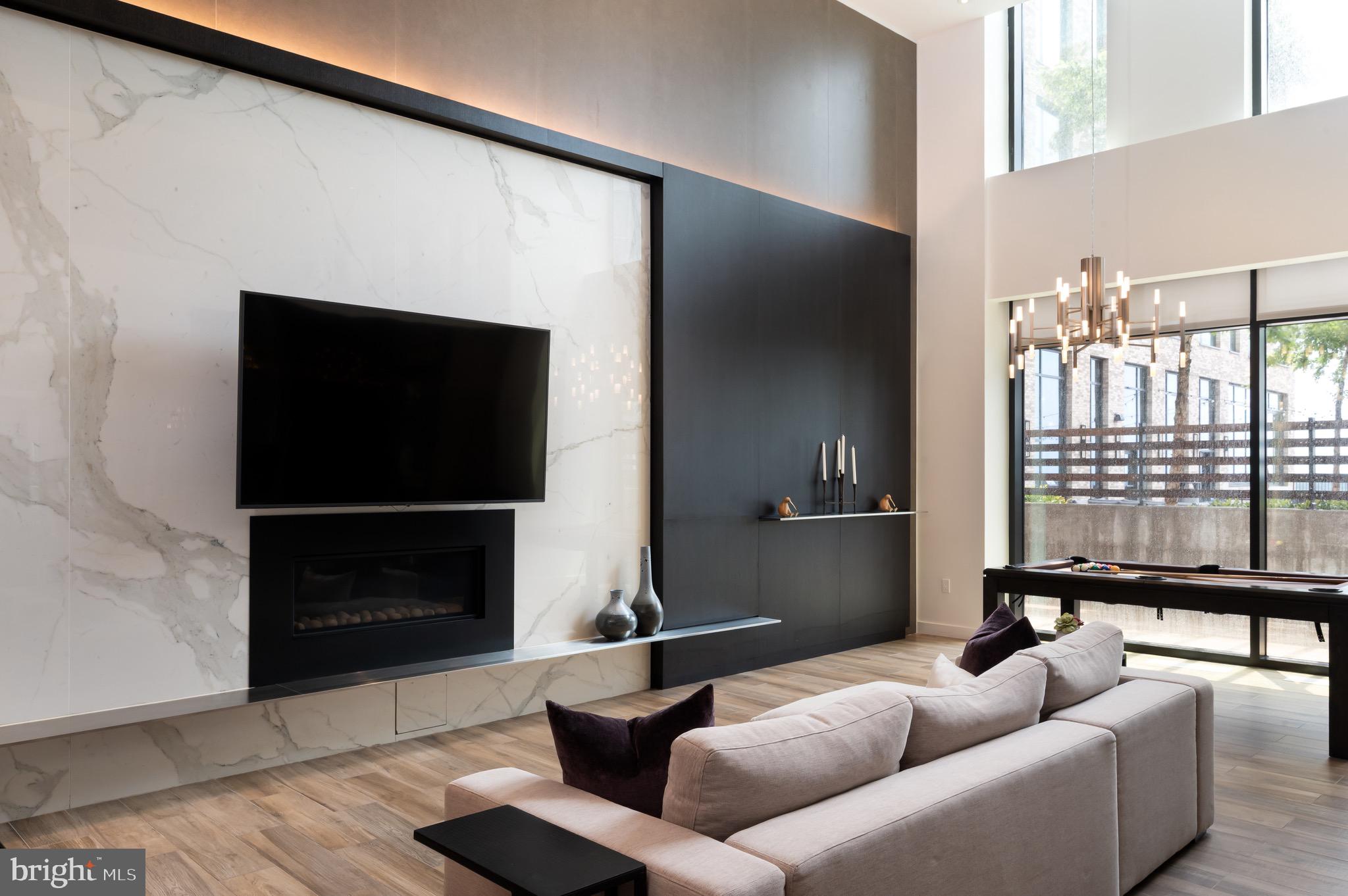 THE BORO TYSONS - Residential