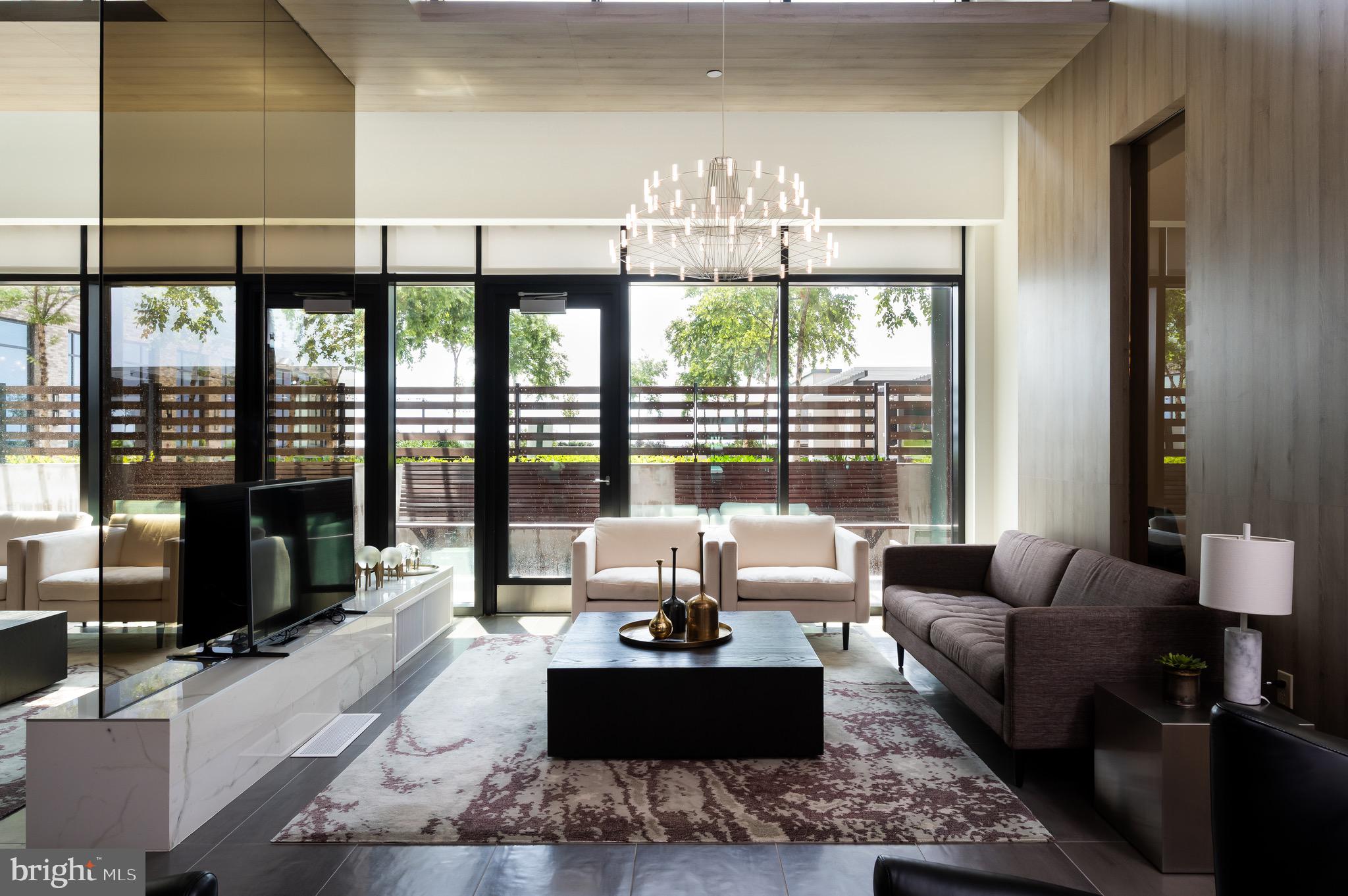 THE BORO TYSONS - Residential