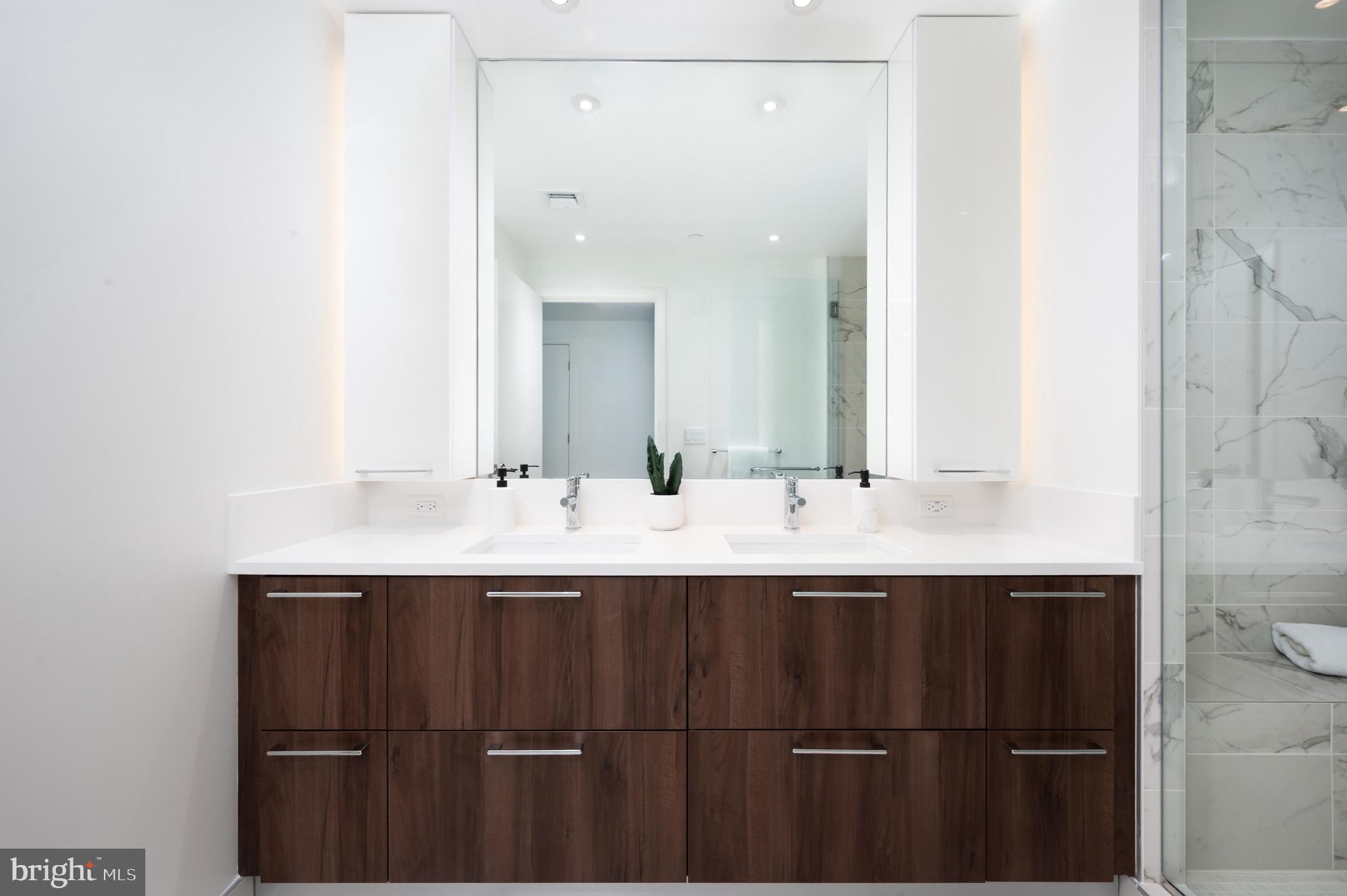 THE BORO TYSONS - Residential