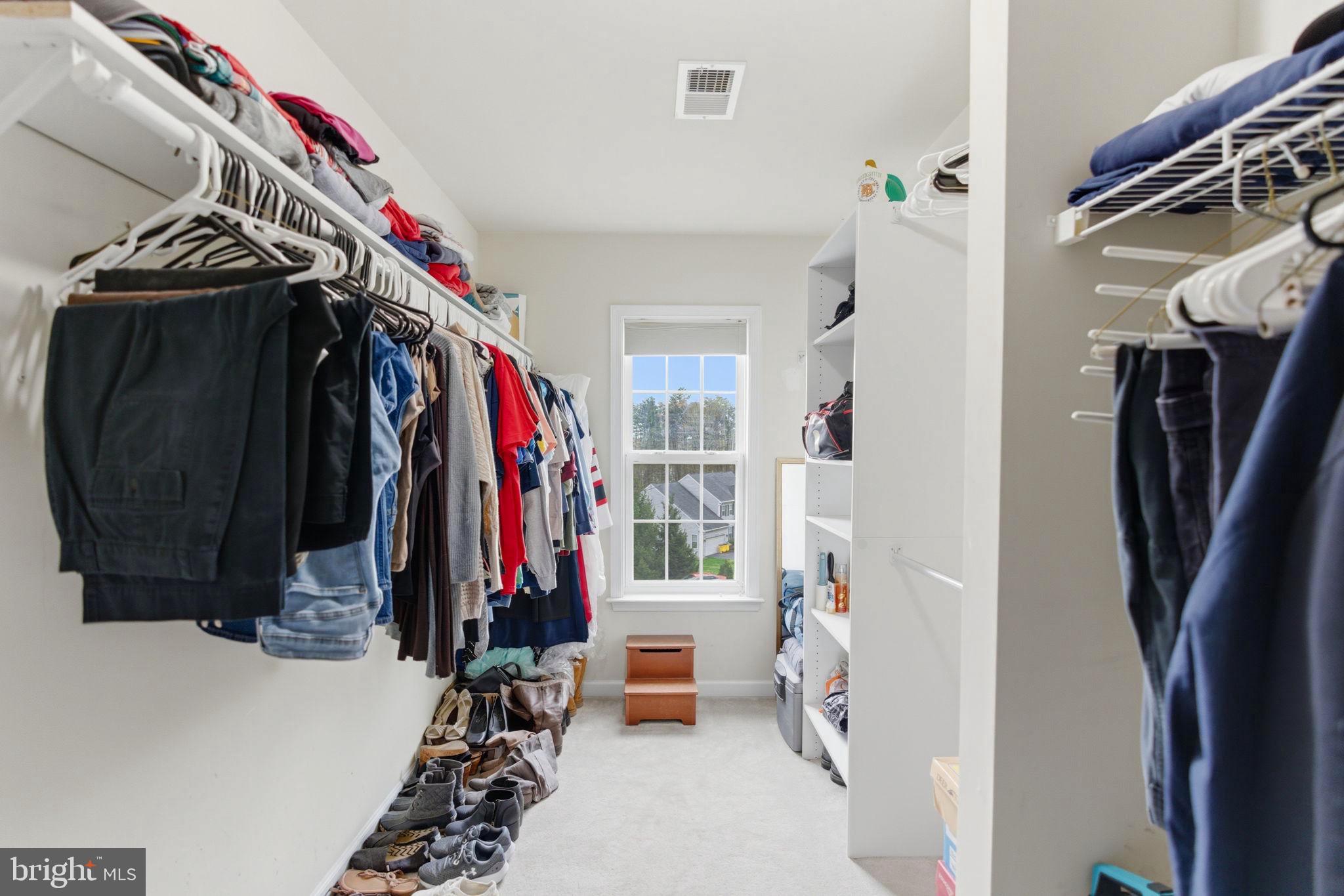 SHERWOOD FOREST - Residential