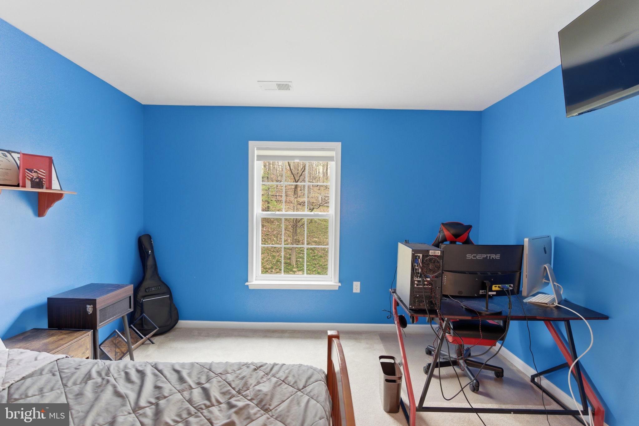 SHERWOOD FOREST - Residential