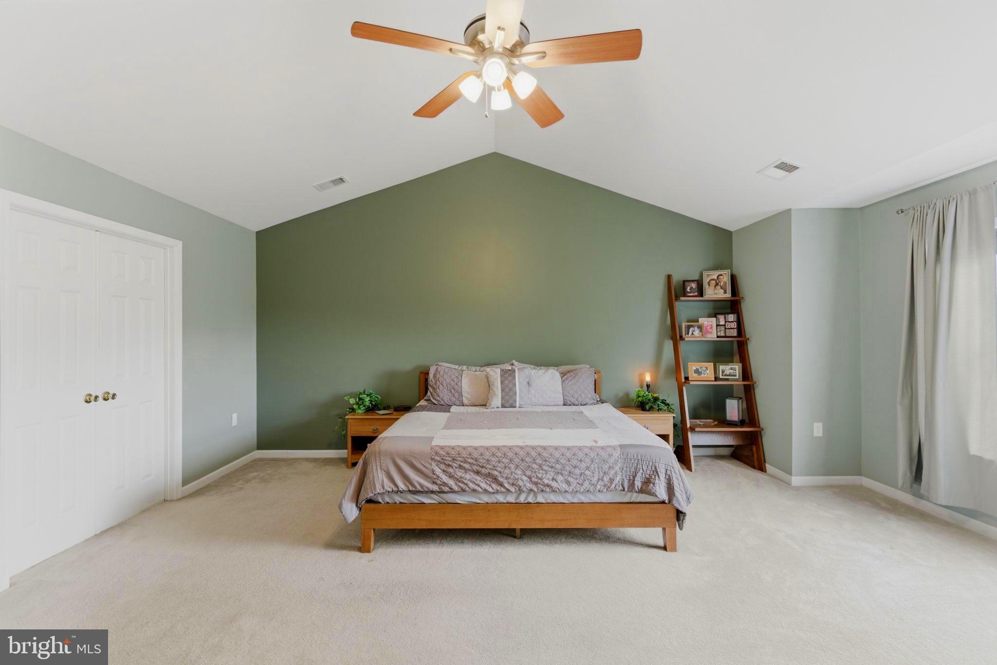 SHERWOOD FOREST - Residential