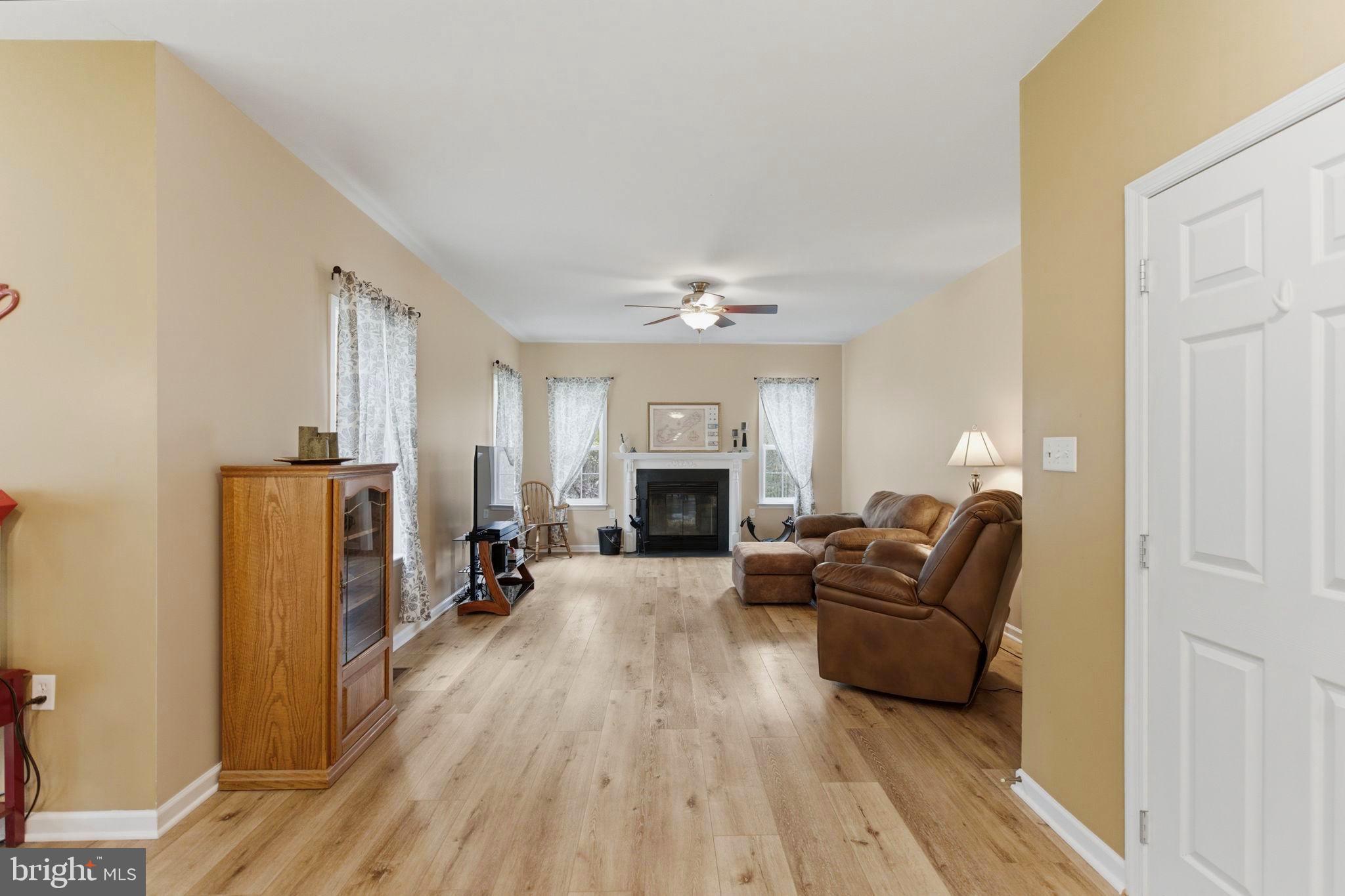 SHERWOOD FOREST - Residential