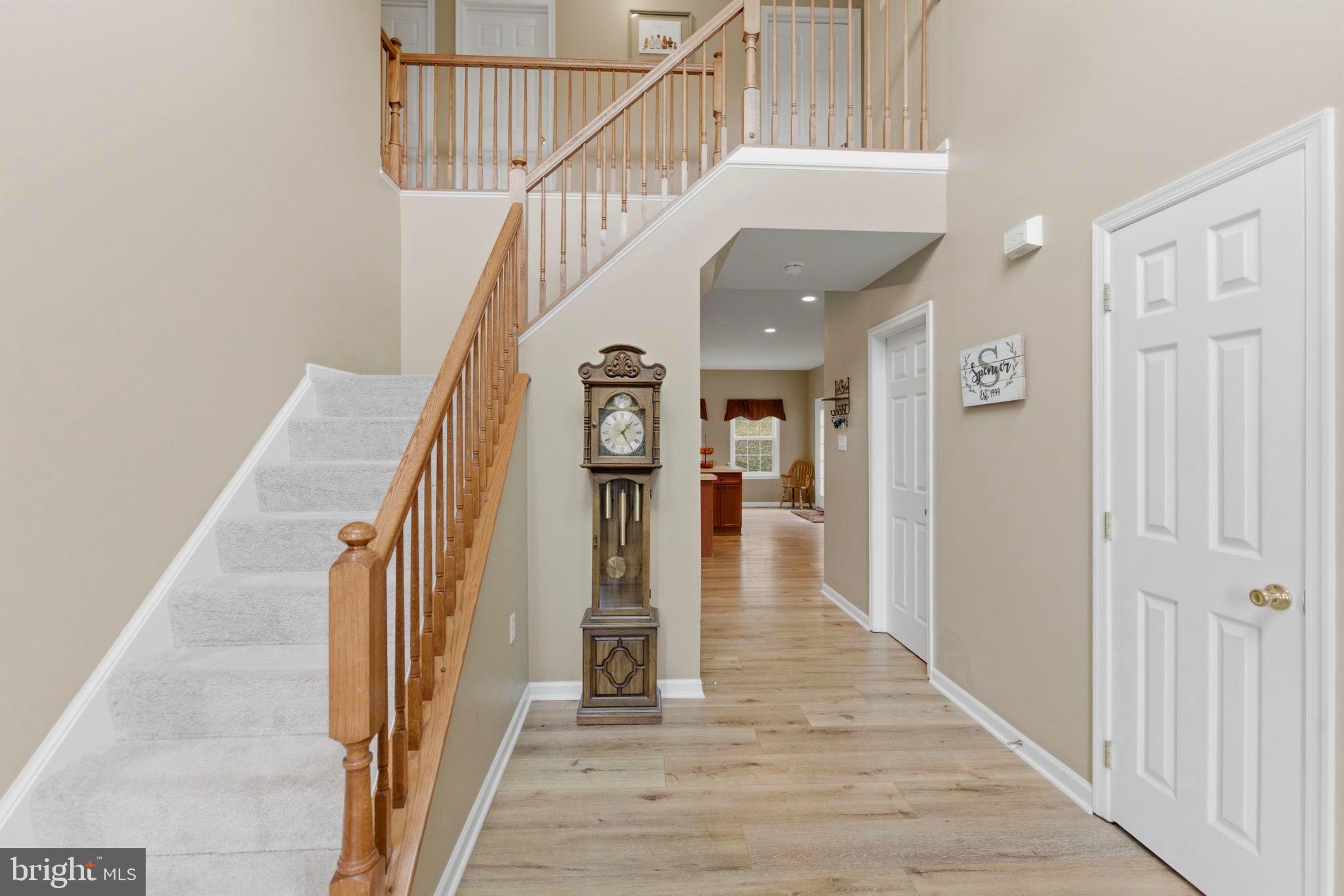 SHERWOOD FOREST - Residential