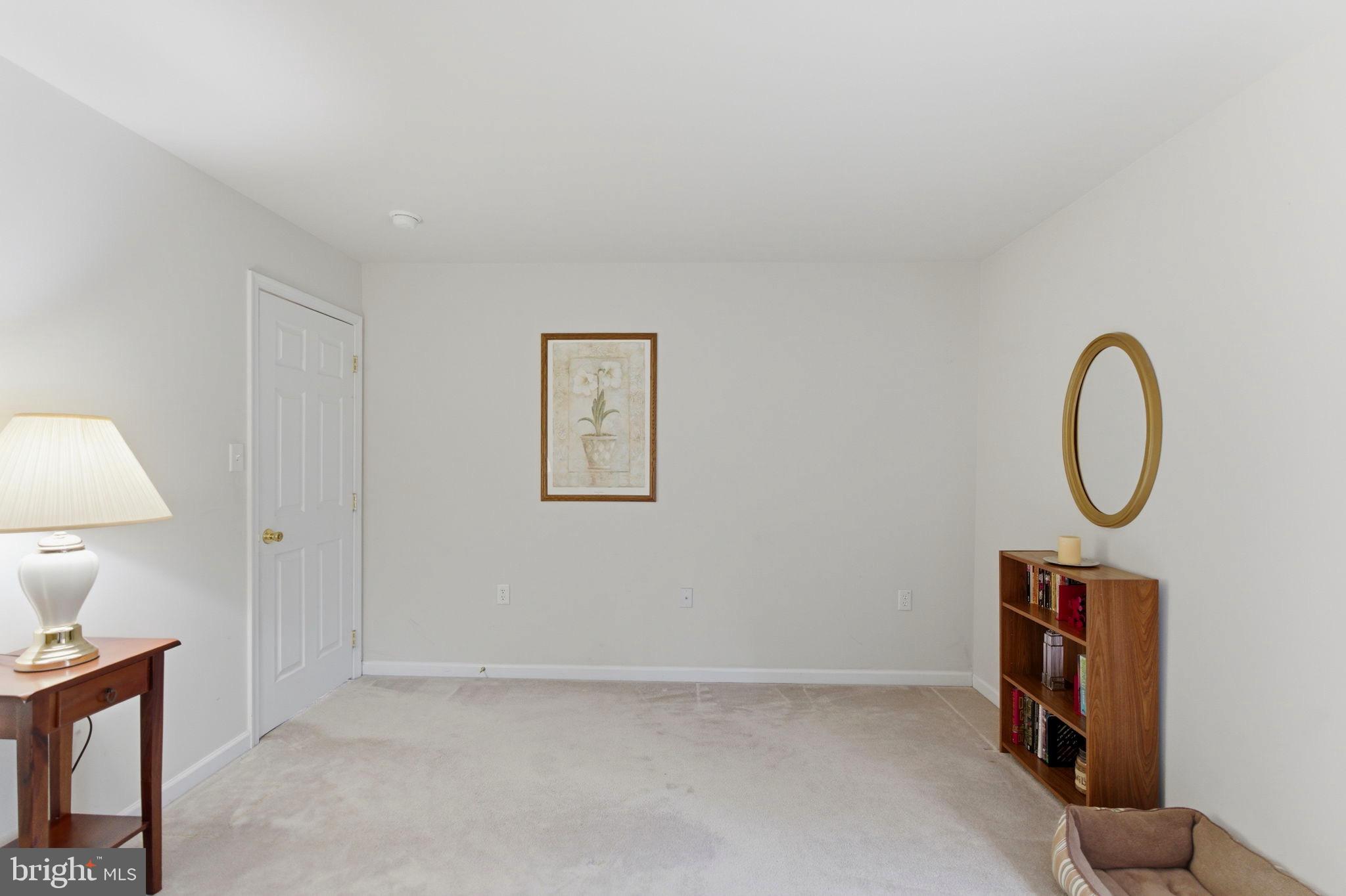 SHERWOOD FOREST - Residential