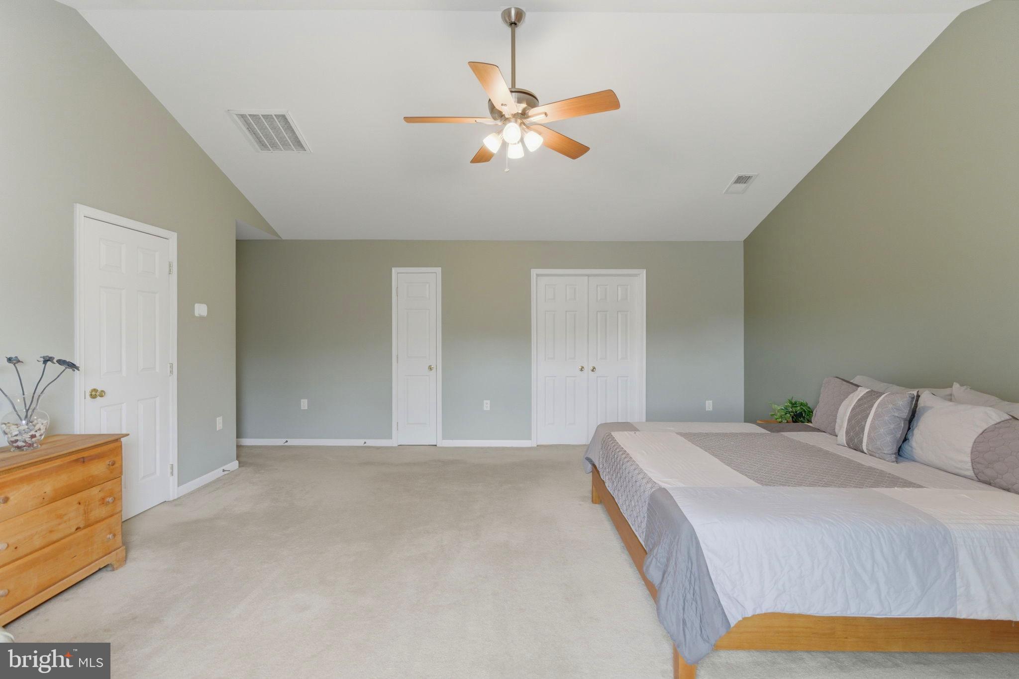 SHERWOOD FOREST - Residential