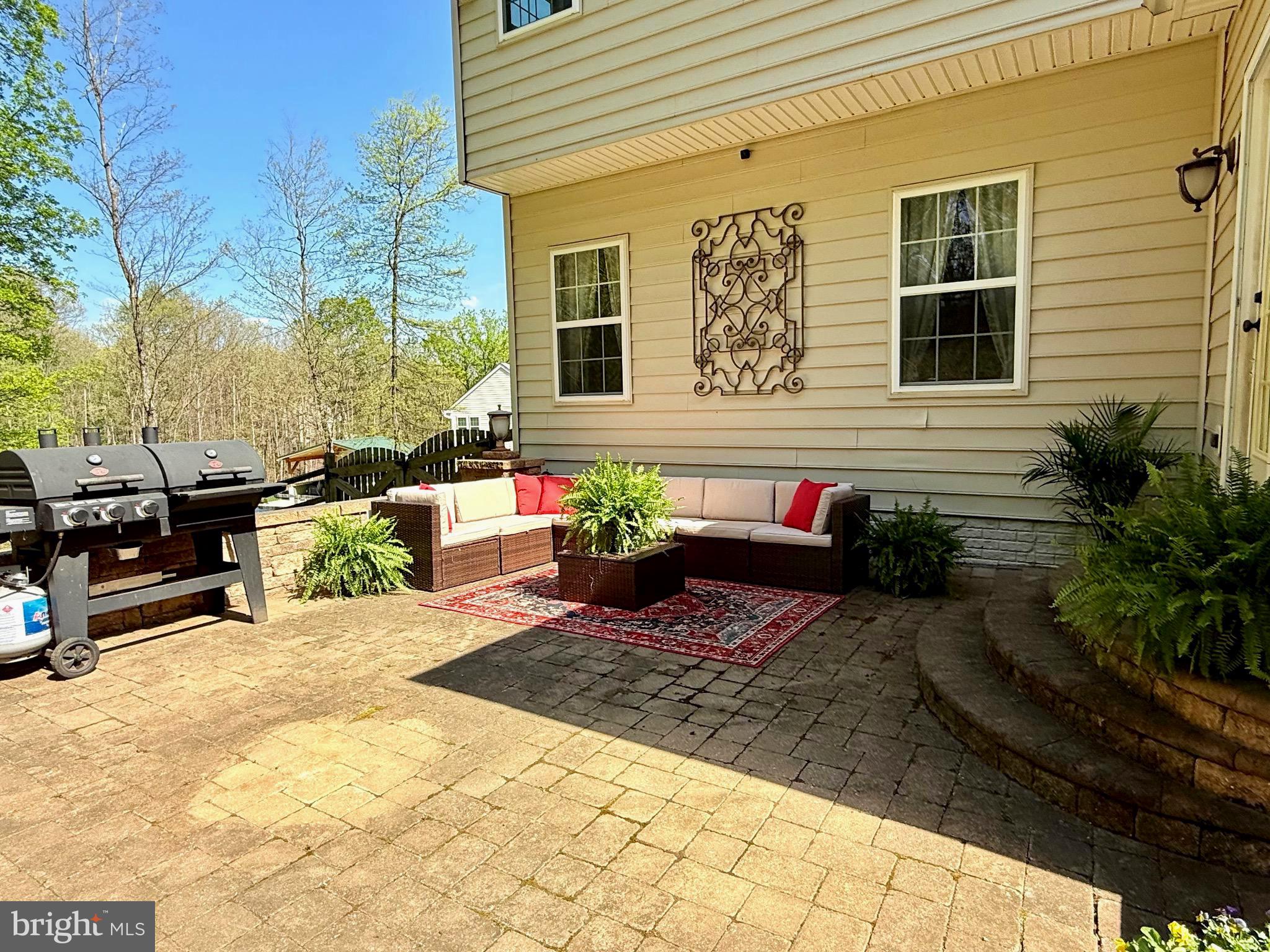 SHERWOOD FOREST - Residential