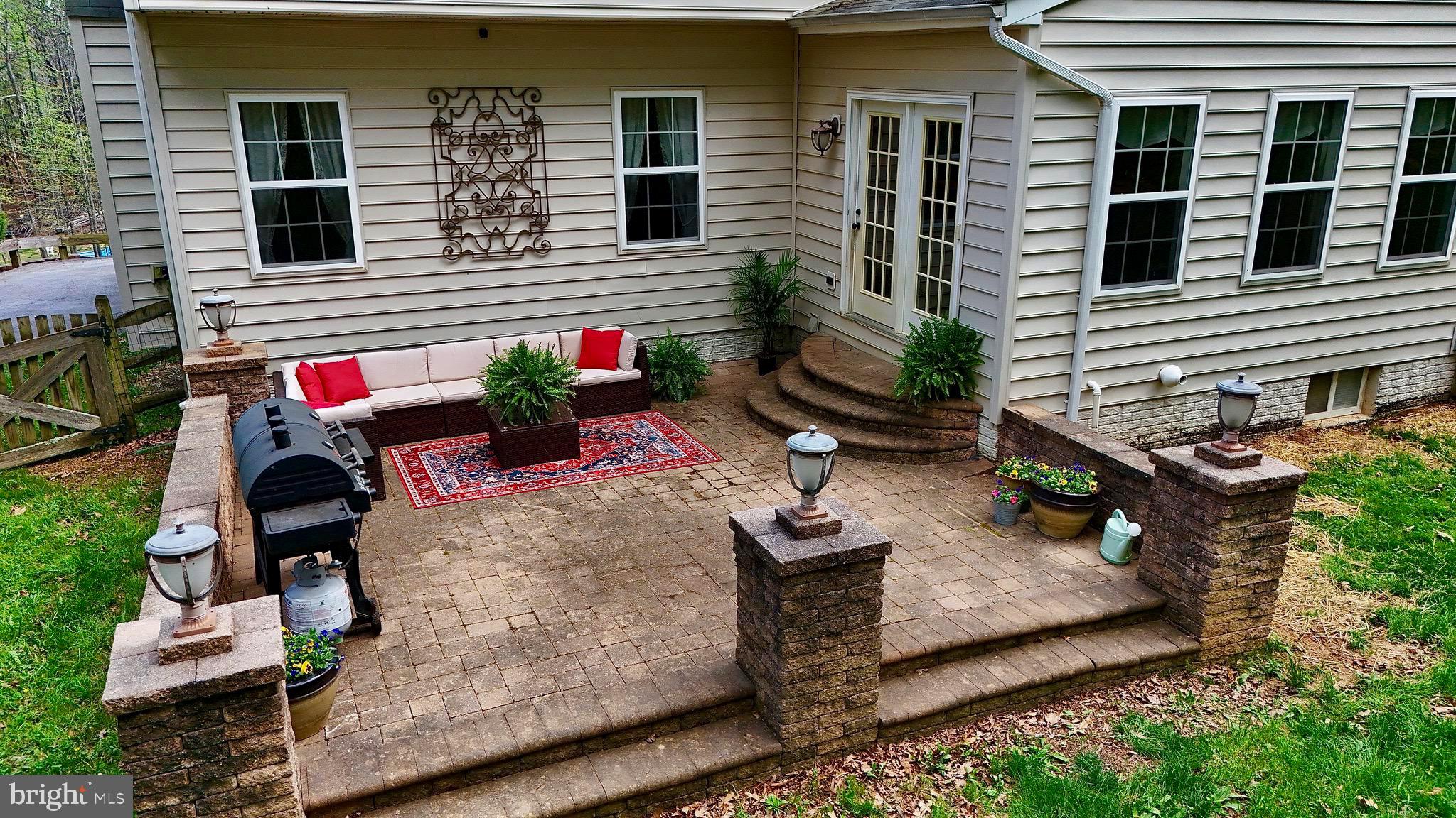 SHERWOOD FOREST - Residential