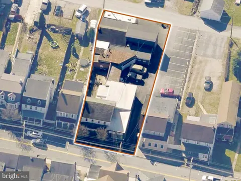 64 E Main Street, Dallastown, PA 17313 - MLS#: PAYK2076294
