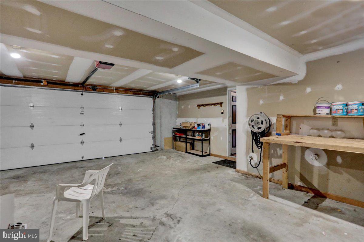 NEWBURG VILLAGE - Residential