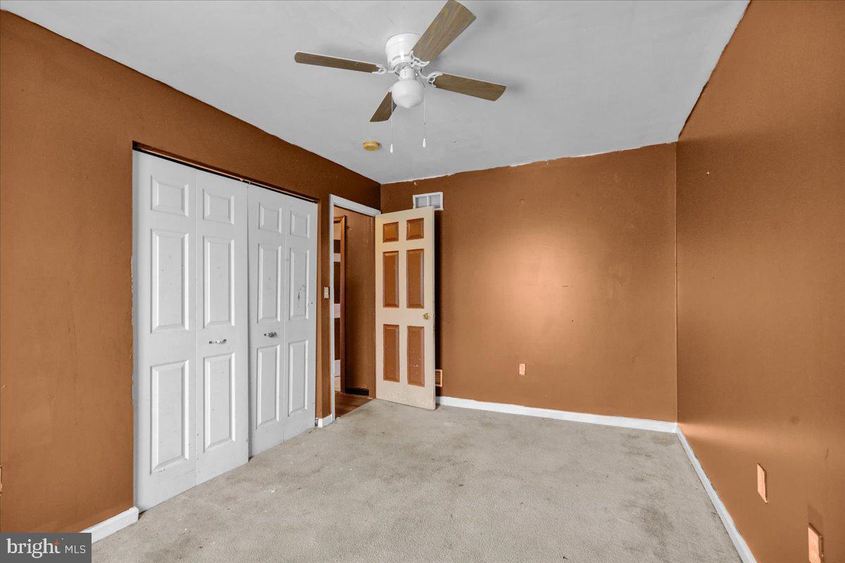 NEWBURG VILLAGE - Residential