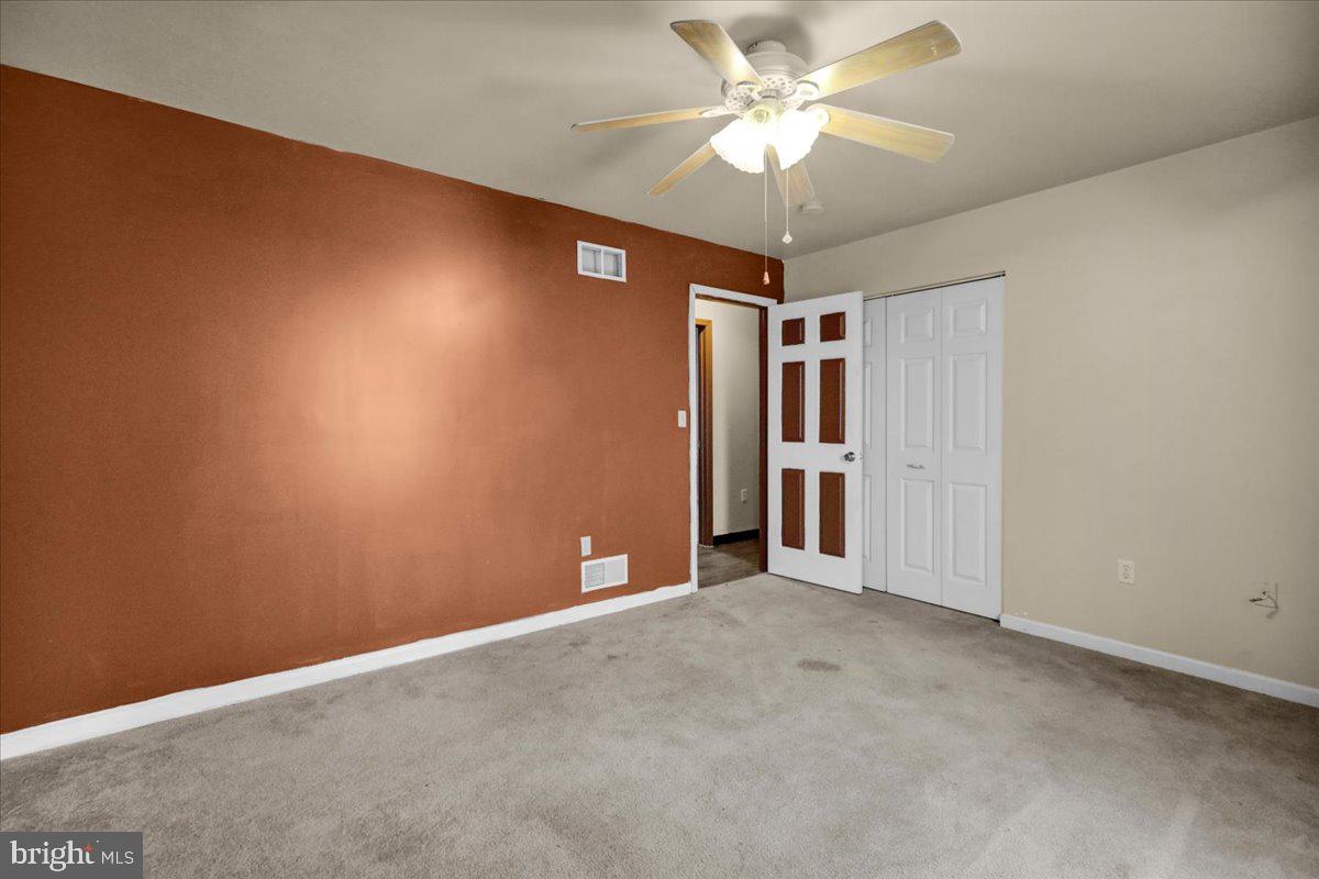 NEWBURG VILLAGE - Residential