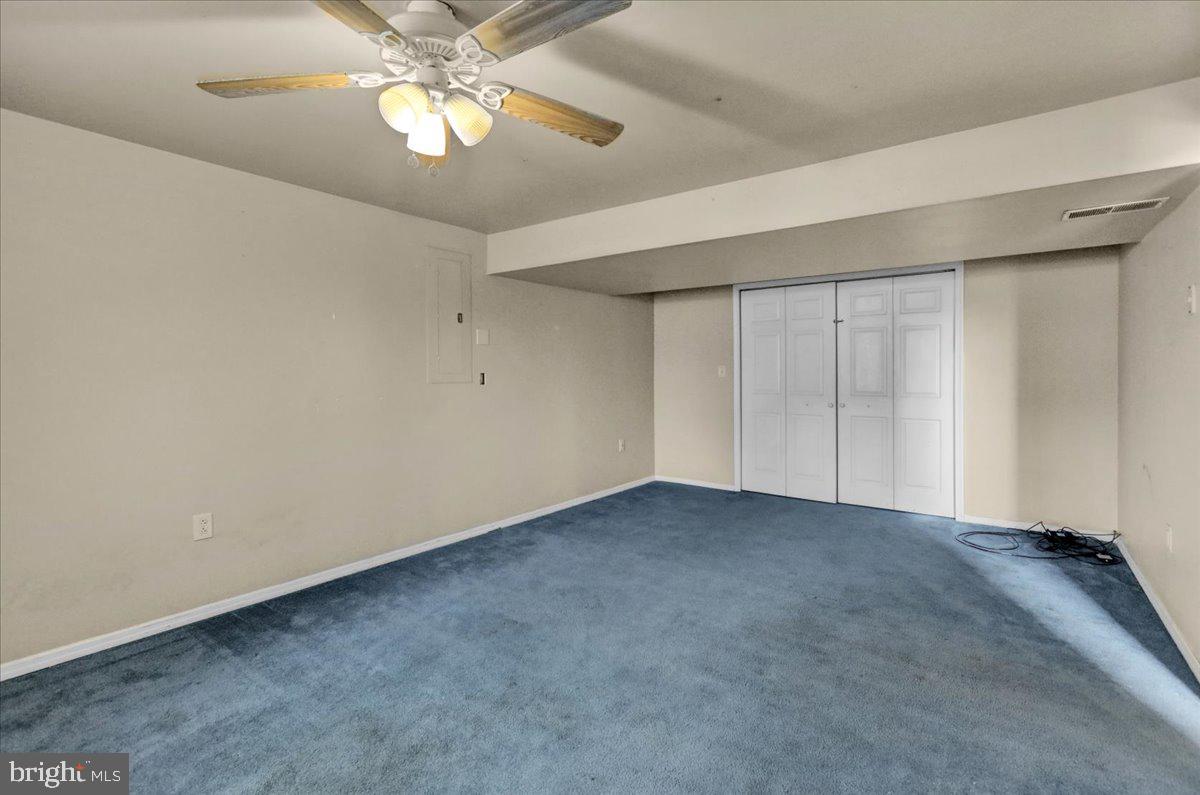 NEWBURG VILLAGE - Residential