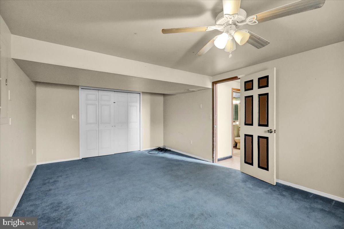 NEWBURG VILLAGE - Residential