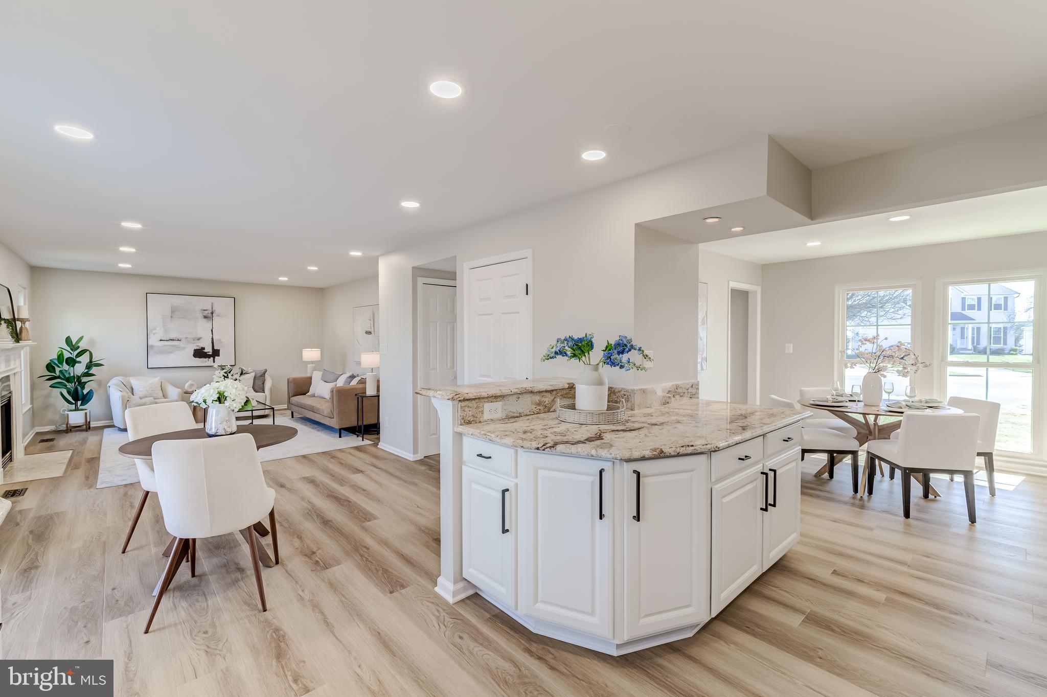 ASHBURN VILLAGE - Residential