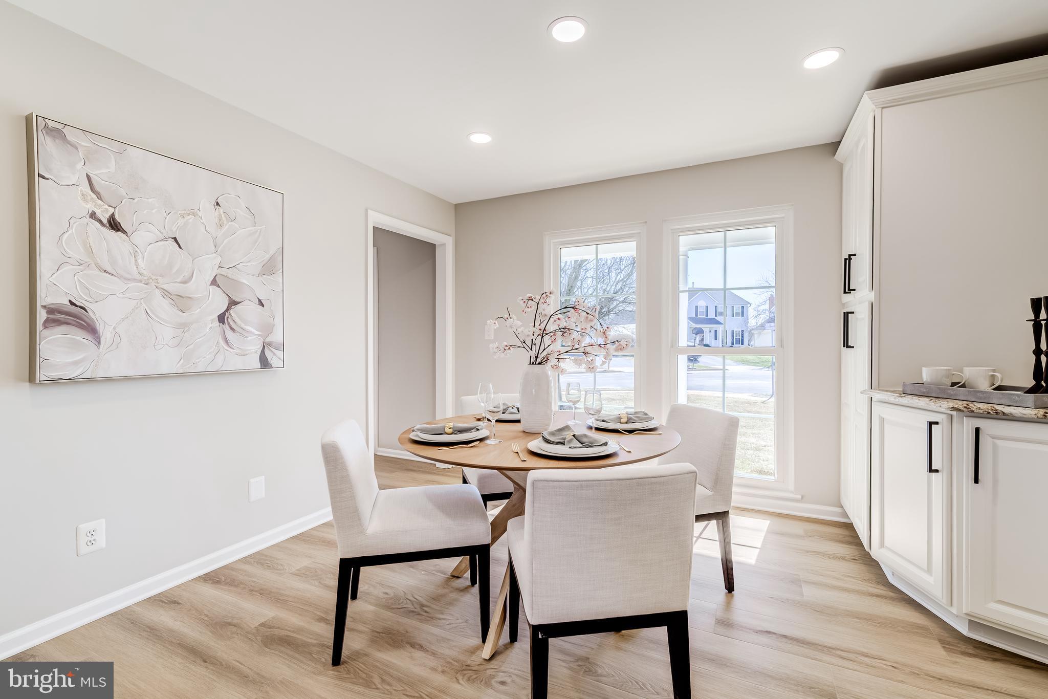 ASHBURN VILLAGE - Residential