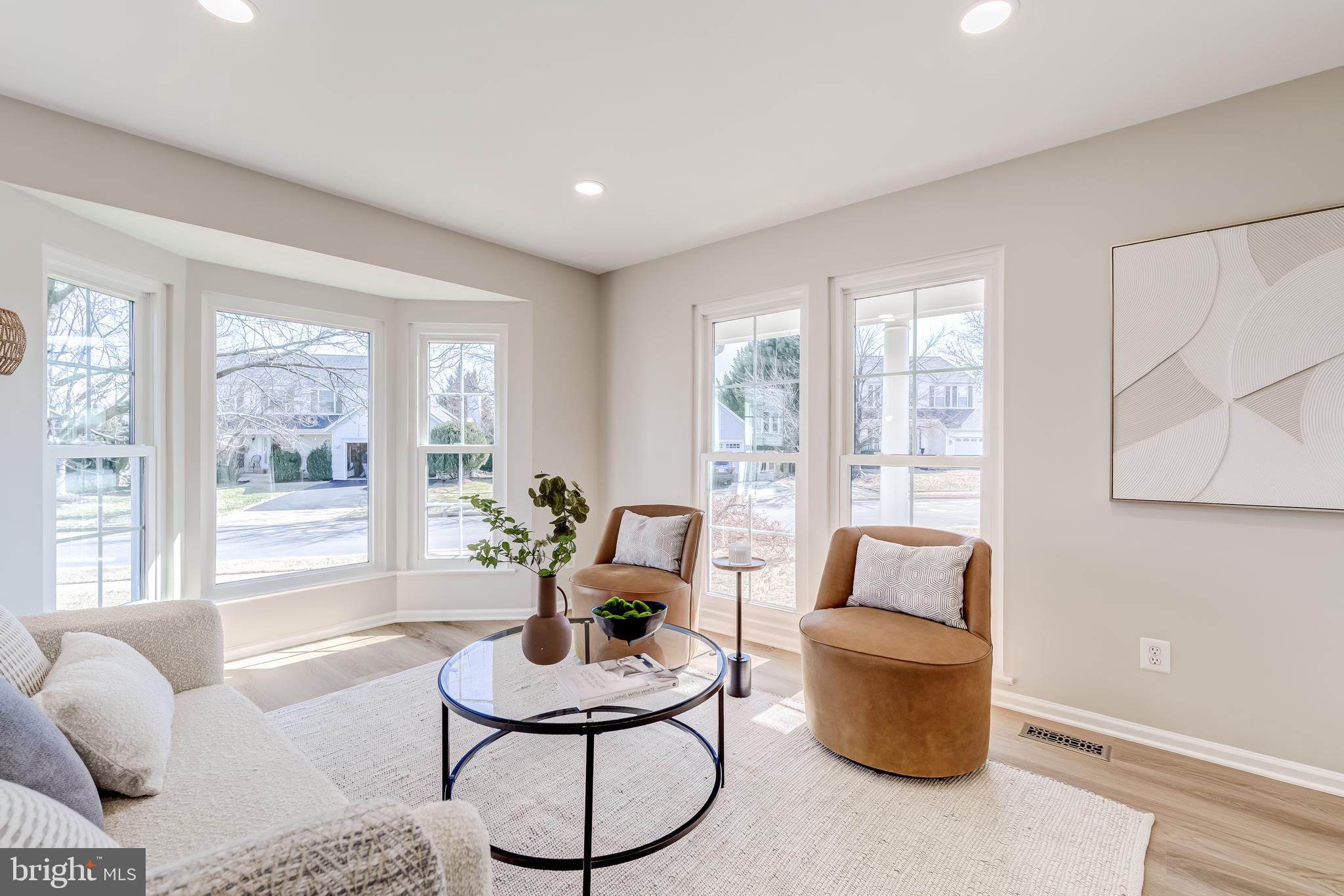 ASHBURN VILLAGE - Residential