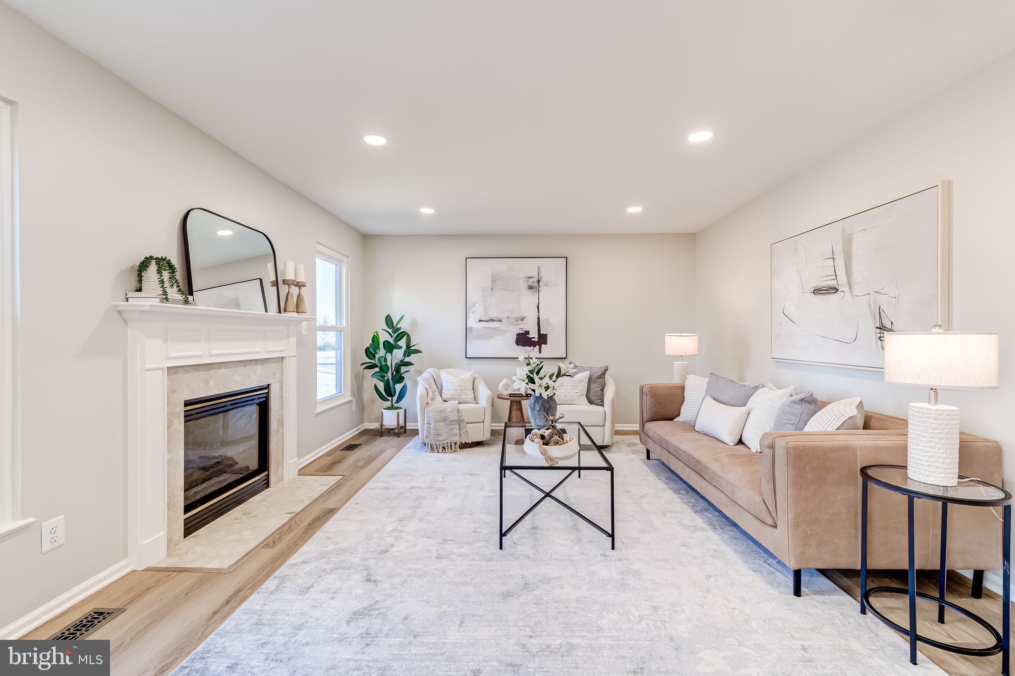 ASHBURN VILLAGE - Residential