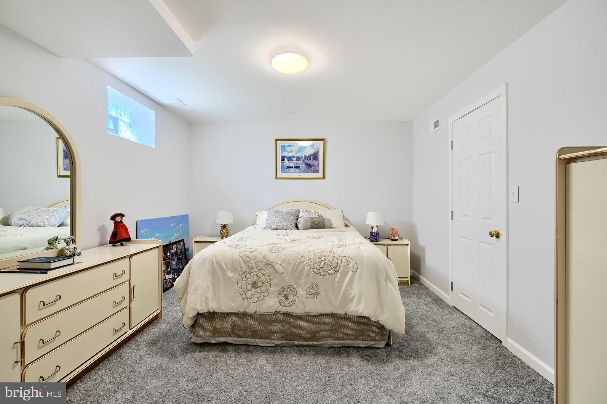 GOVERNORS RUN - Residential