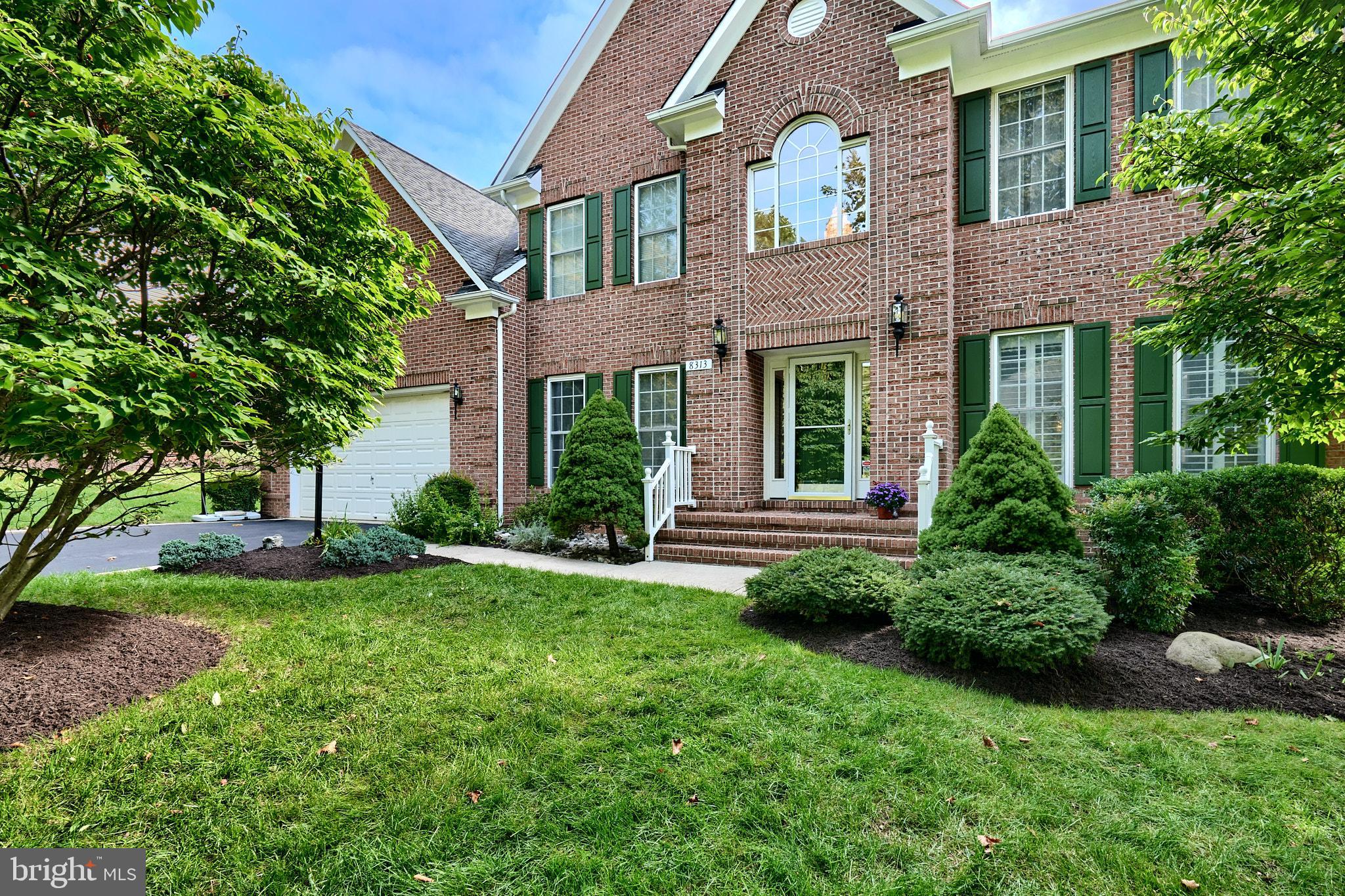 GOVERNORS RUN - Residential