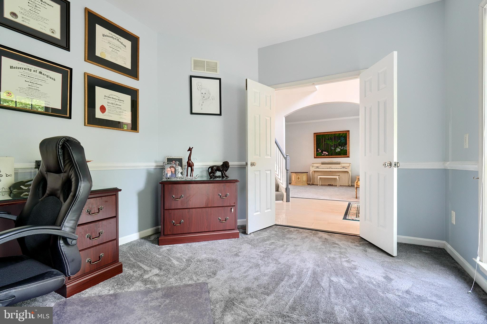 GOVERNORS RUN - Residential