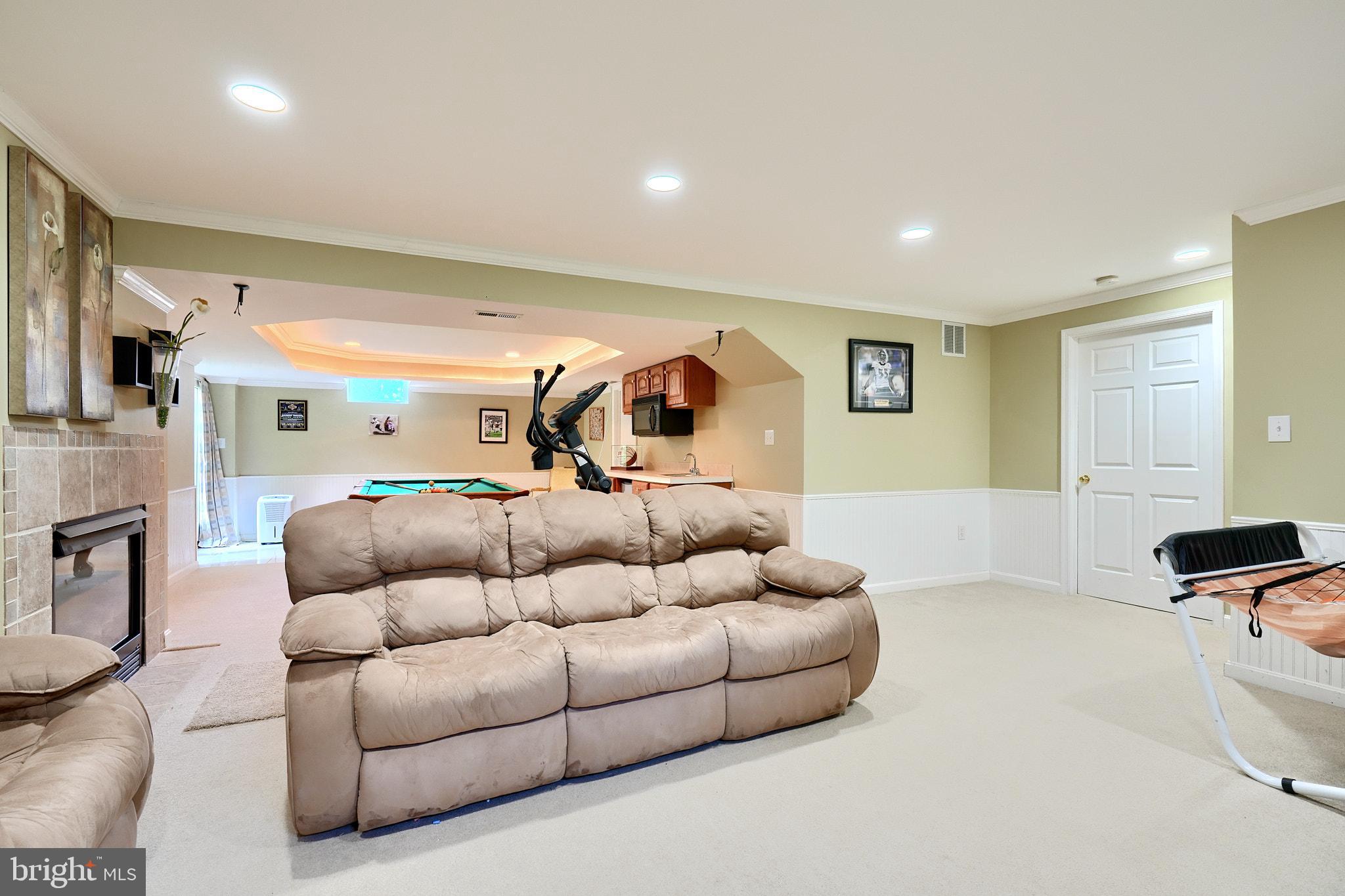 GOVERNORS RUN - Residential