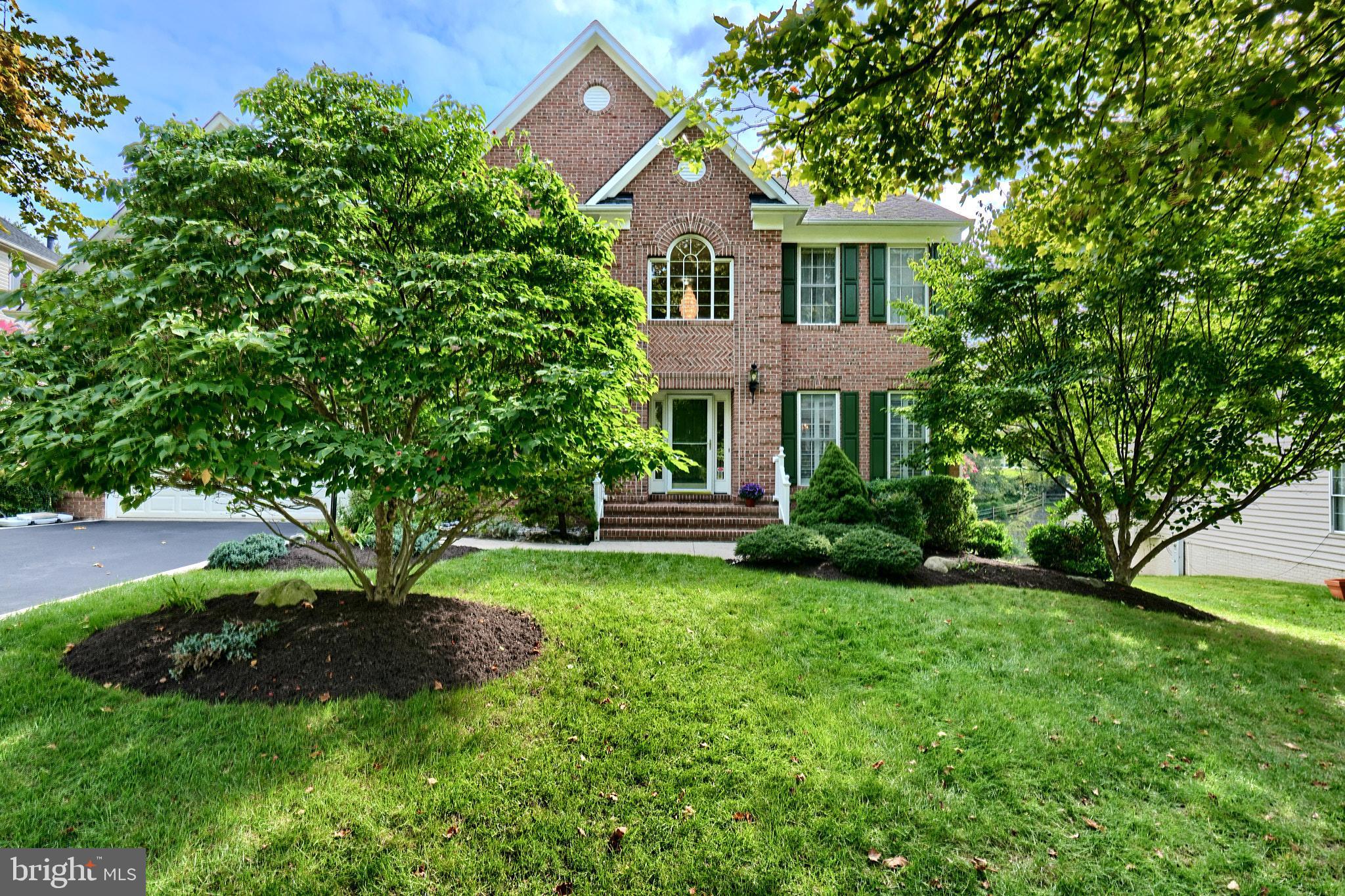 GOVERNORS RUN - Residential