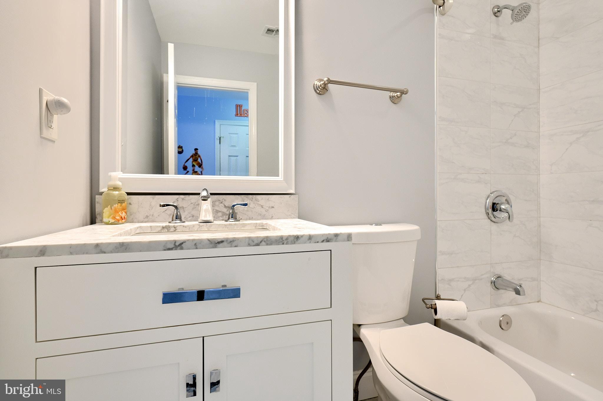 GOVERNORS RUN - Residential