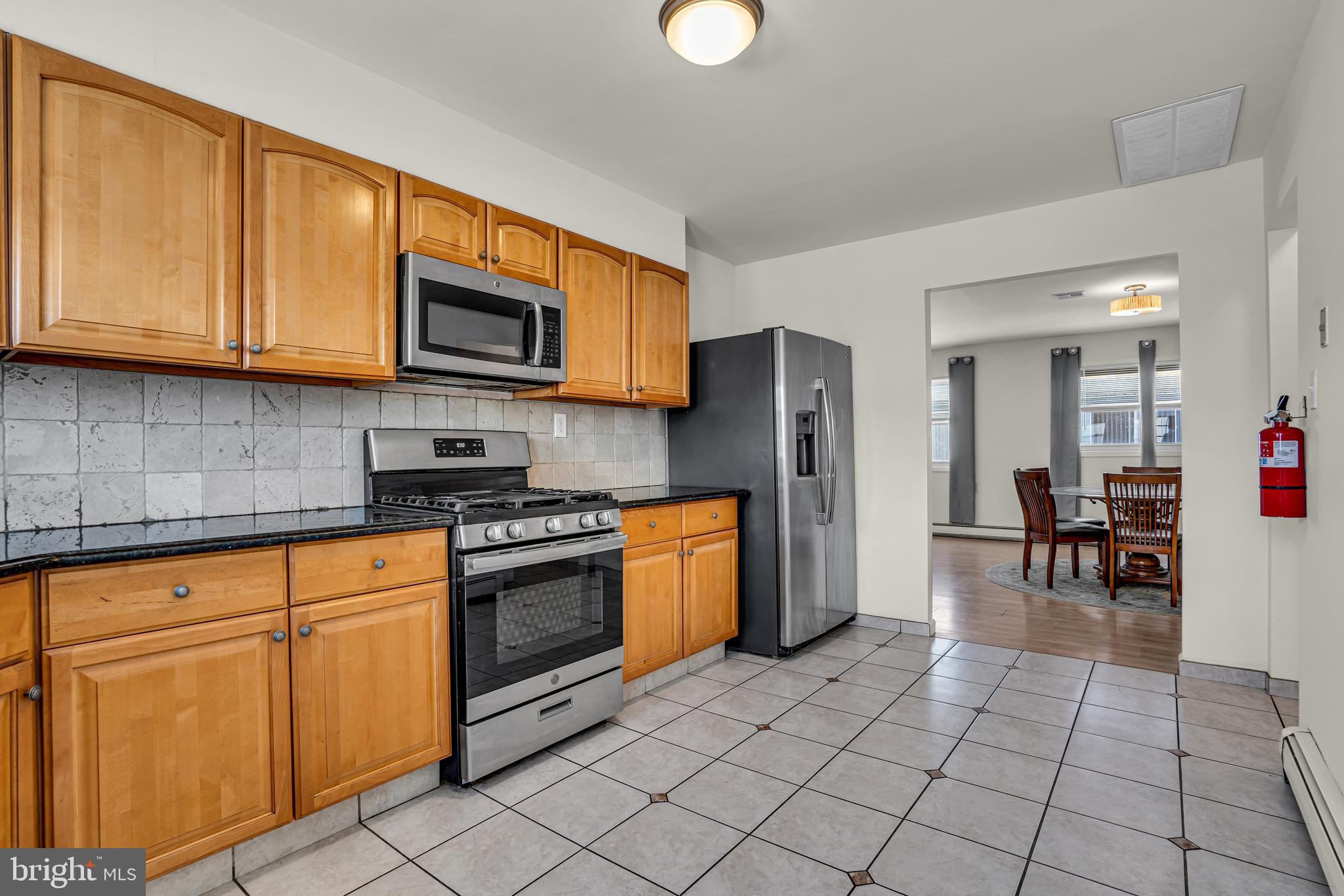 HOLIDAY CITY - BERKELEY - Residential