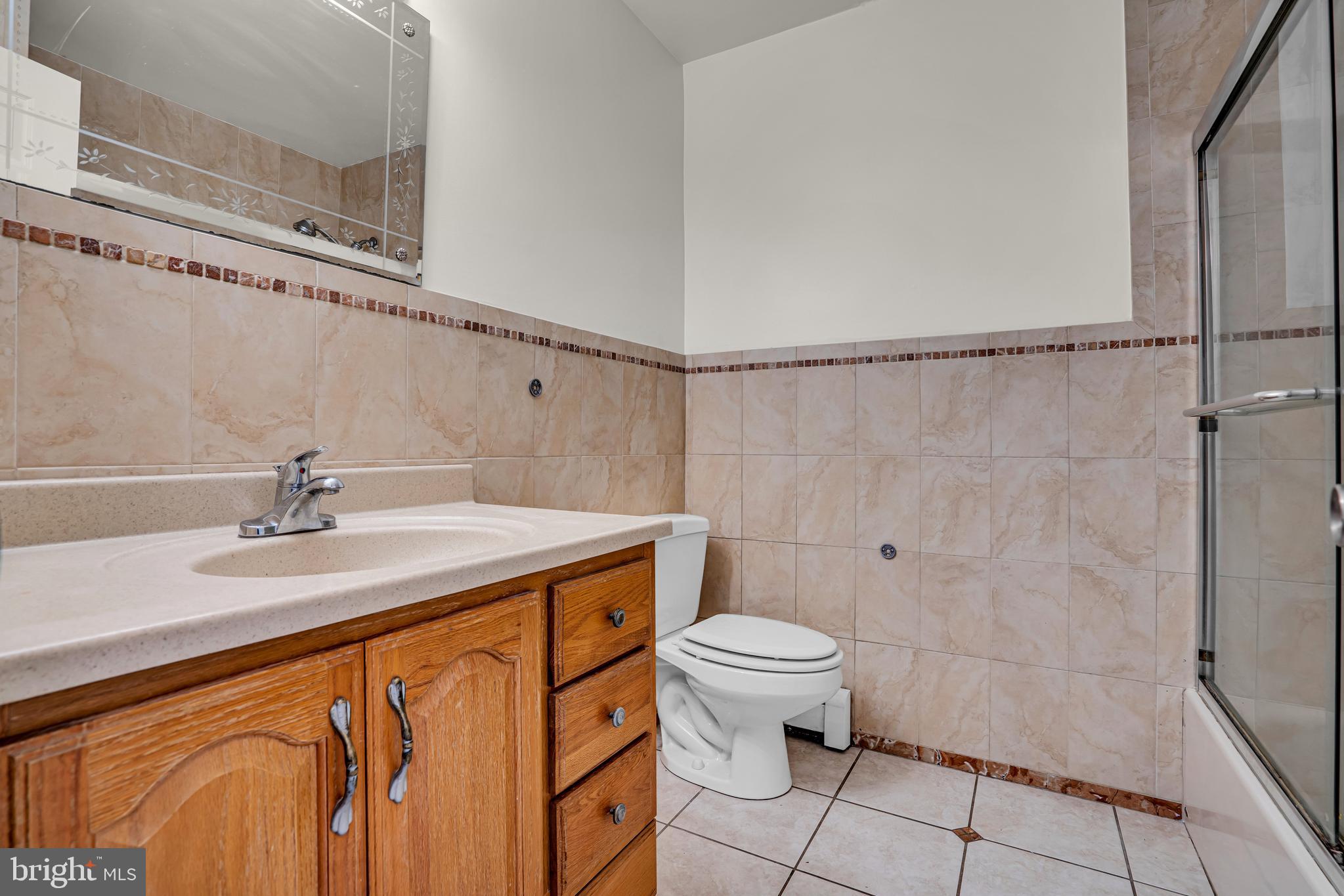 HOLIDAY CITY - BERKELEY - Residential