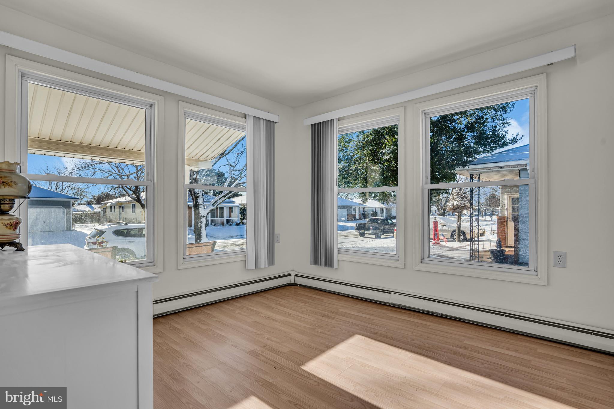 HOLIDAY CITY - BERKELEY - Residential