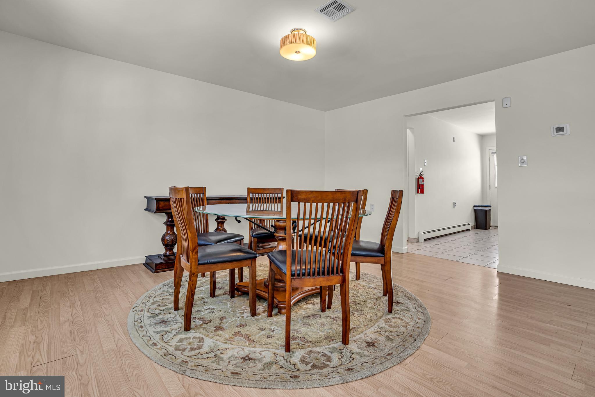 HOLIDAY CITY - BERKELEY - Residential