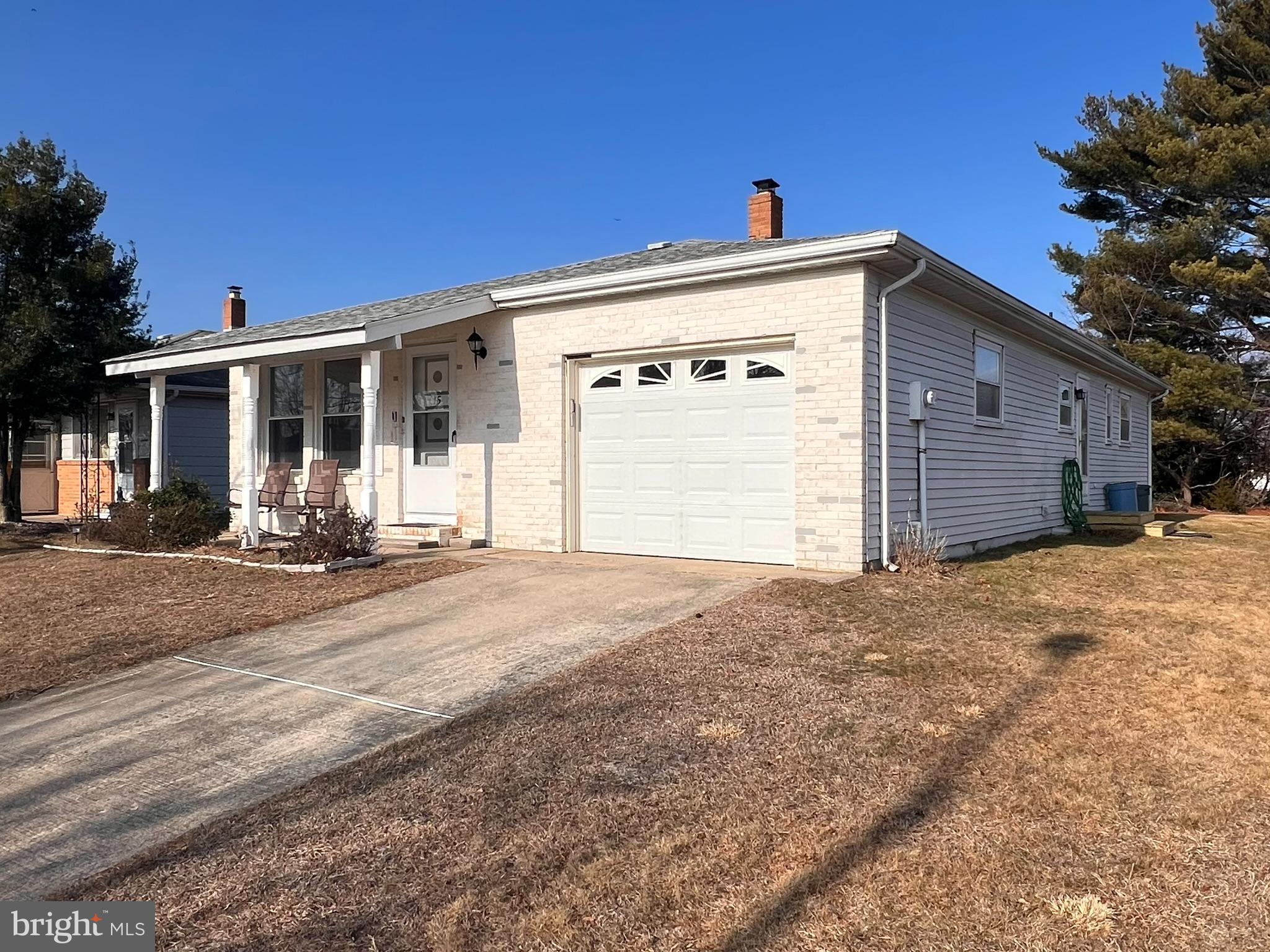 HOLIDAY CITY - BERKELEY - Residential