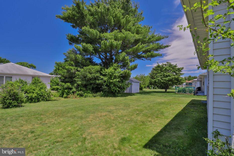 HOLIDAY CITY - BERKELEY - Residential