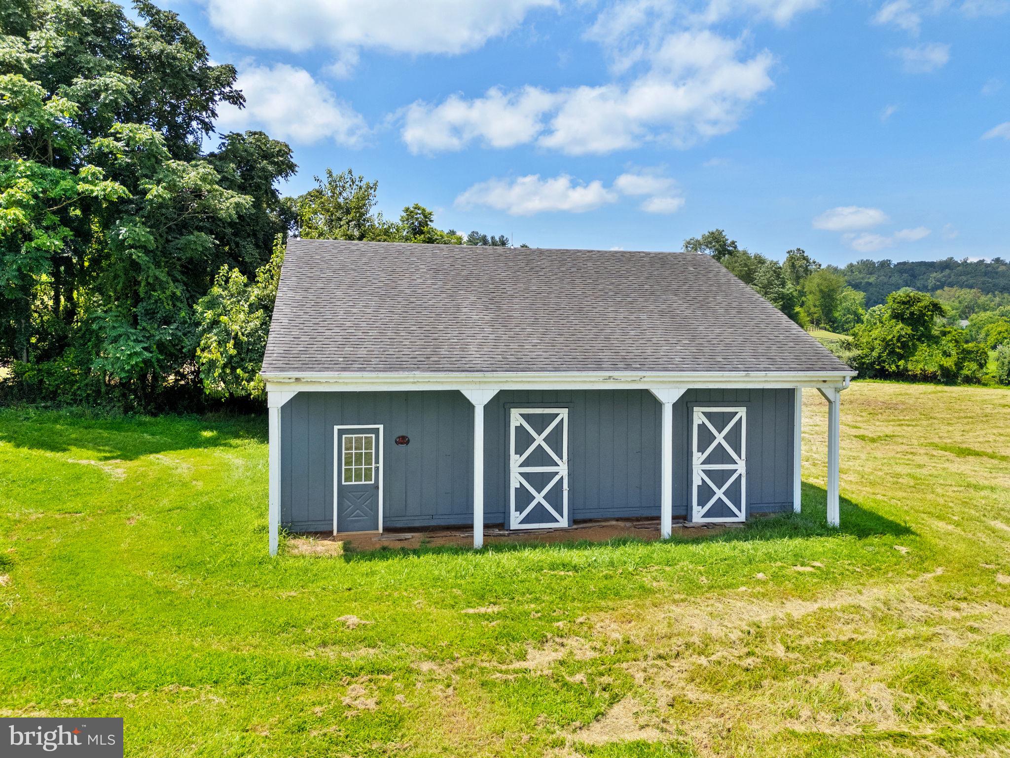 BELLEVUE FARMS - Residential