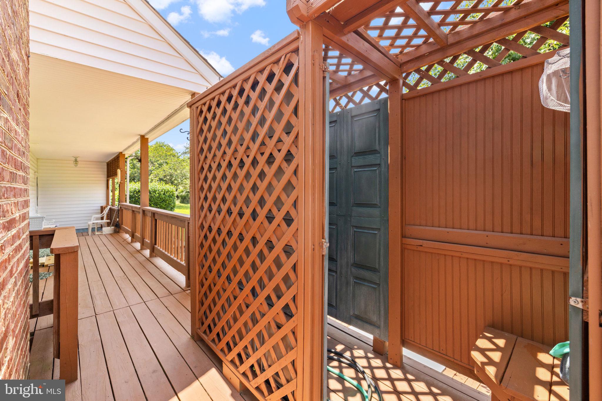 BELLEVUE FARMS - Residential