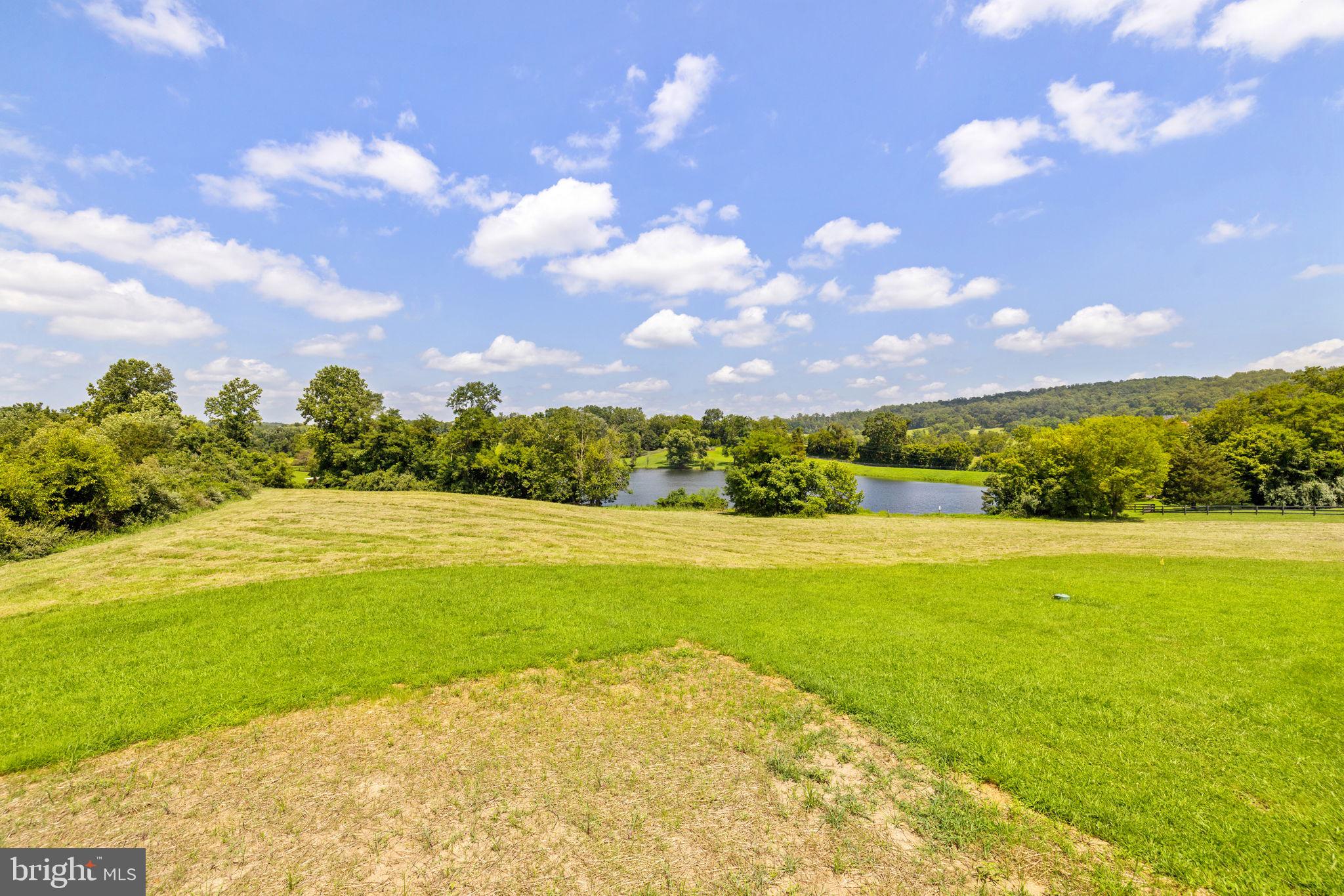 BELLEVUE FARMS - Residential