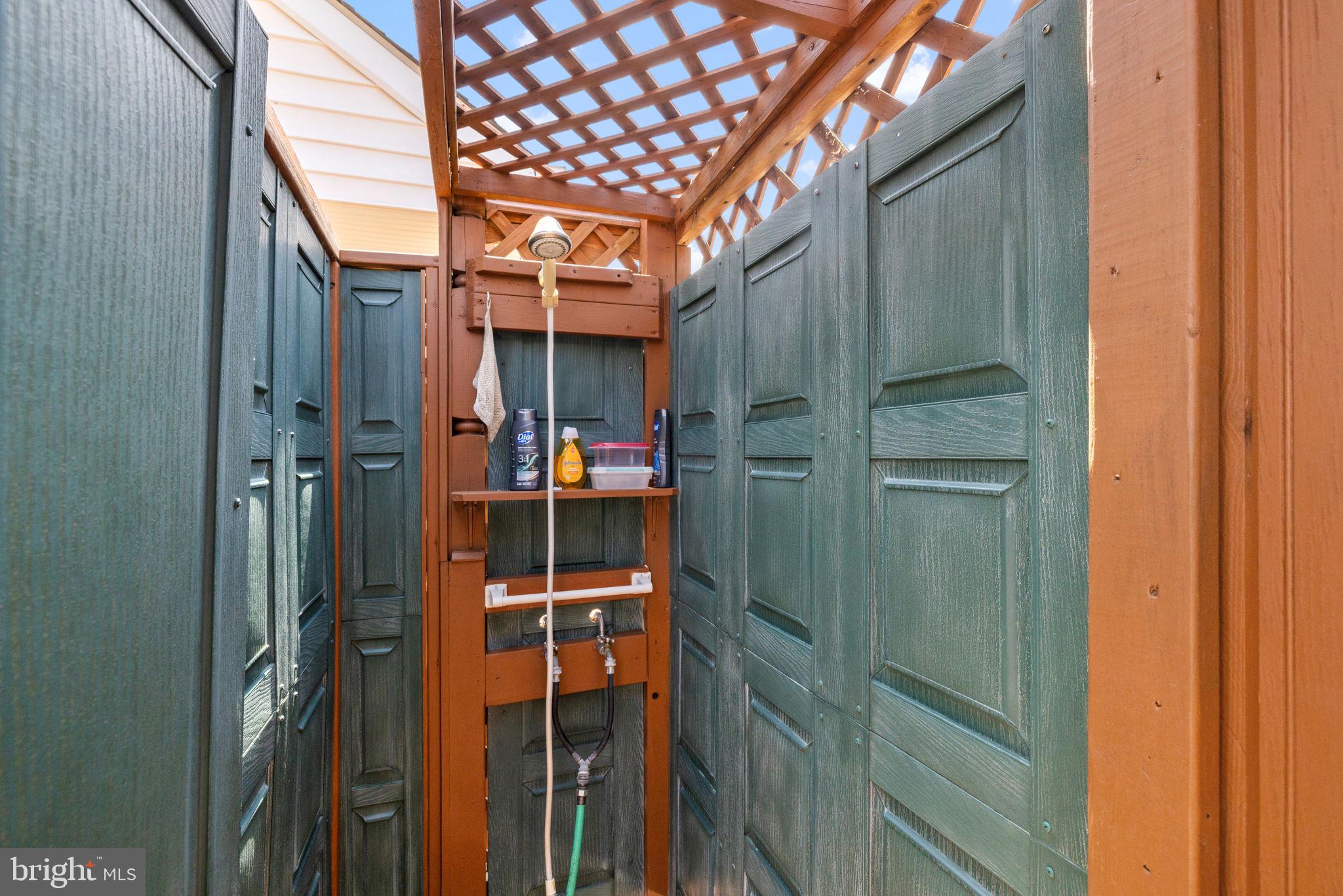 BELLEVUE FARMS - Residential