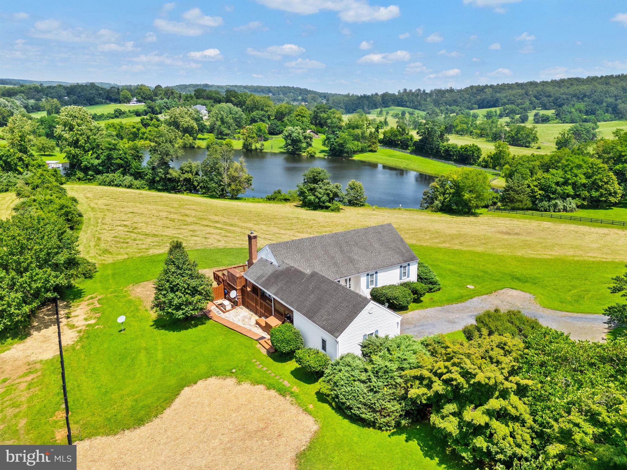 BELLEVUE FARMS - Residential