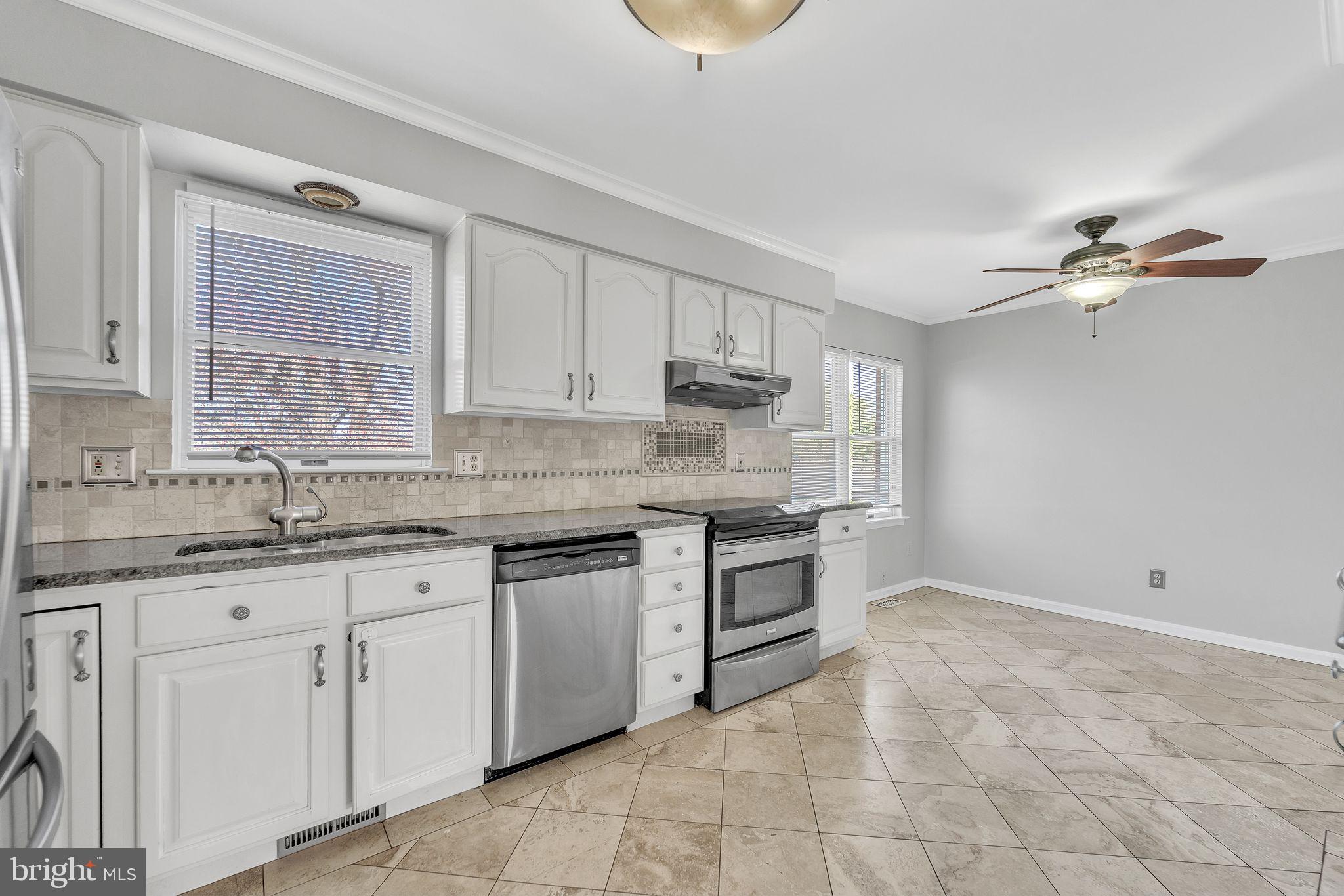 ARBOUR GREEN - Residential Lease