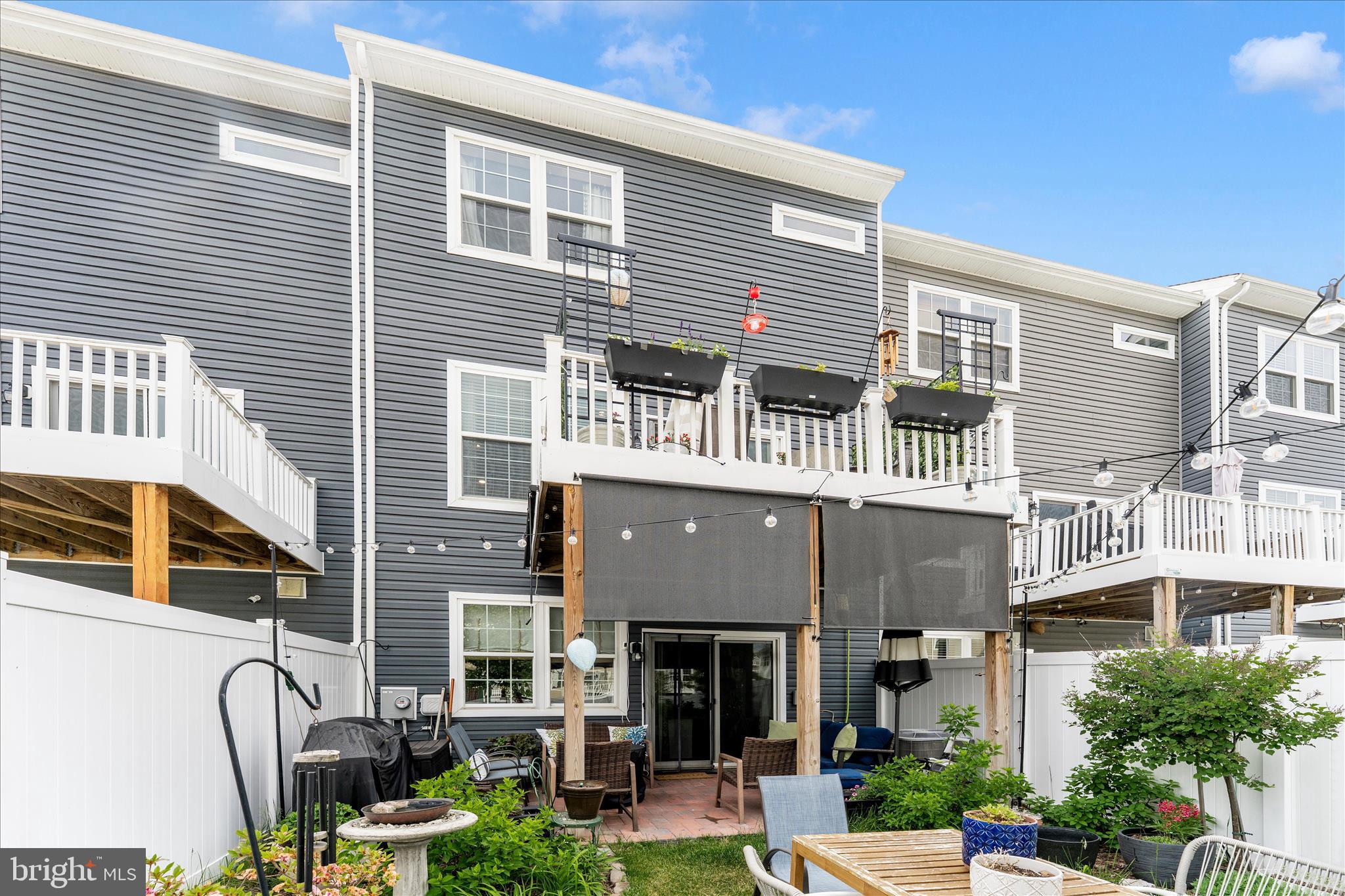 WESTVIEW SOUTH - Residential