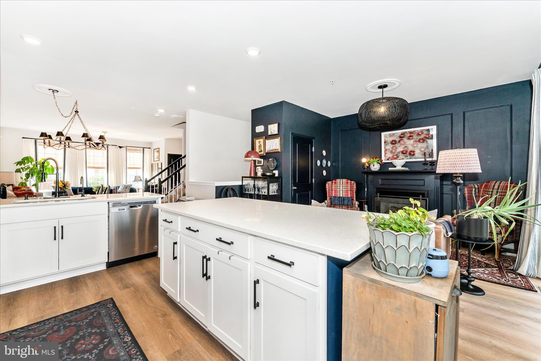 WESTVIEW SOUTH - Residential