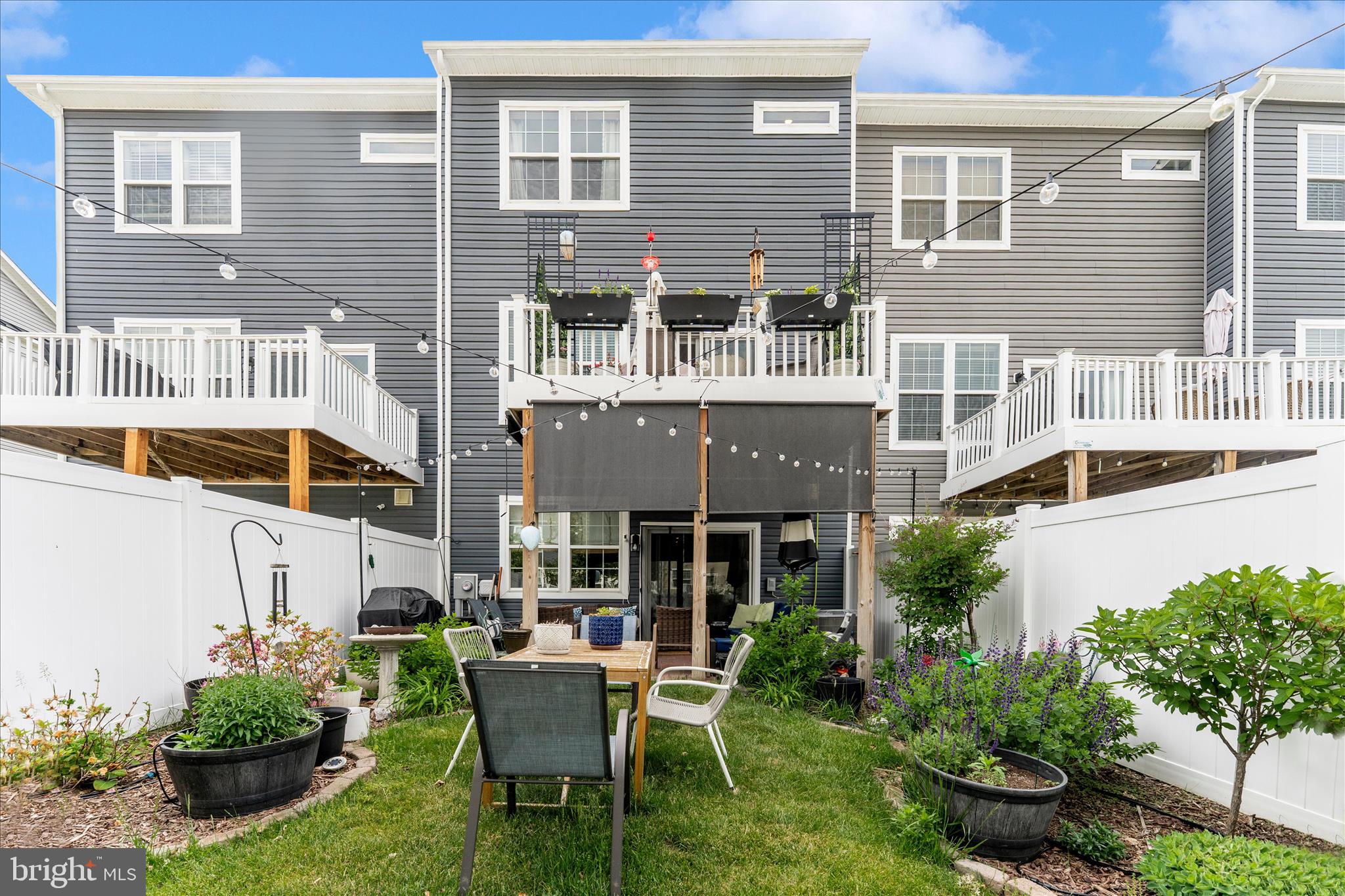 WESTVIEW SOUTH - Residential
