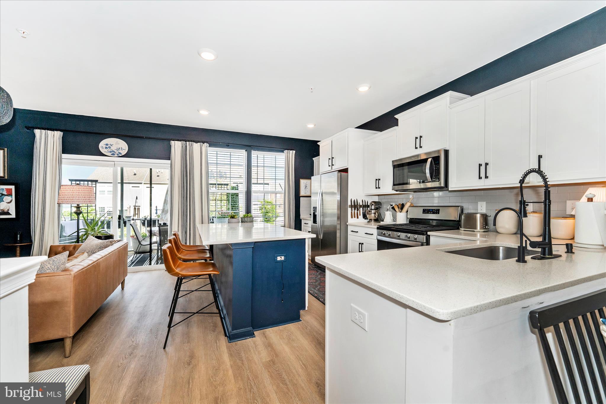 WESTVIEW SOUTH - Residential