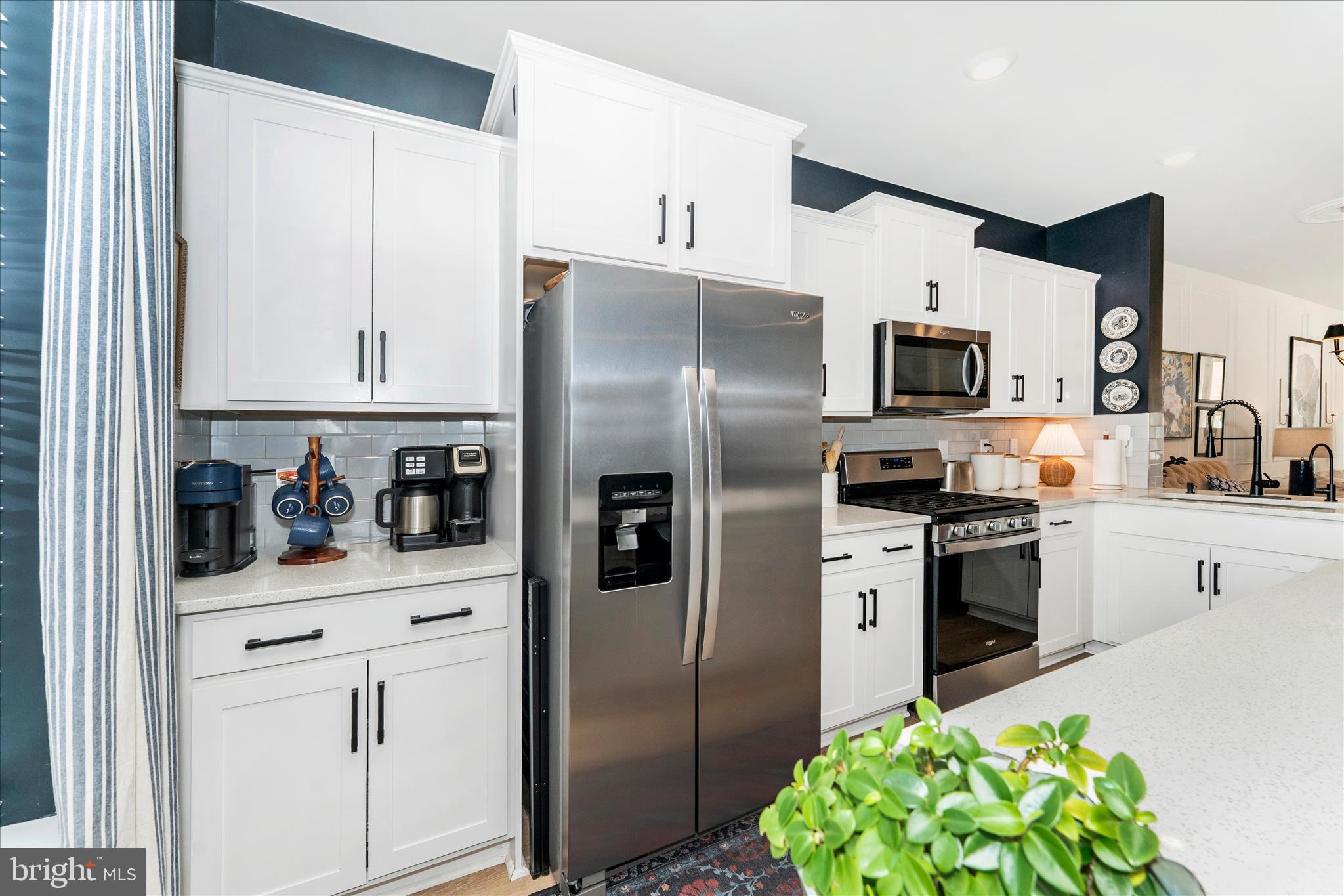WESTVIEW SOUTH - Residential