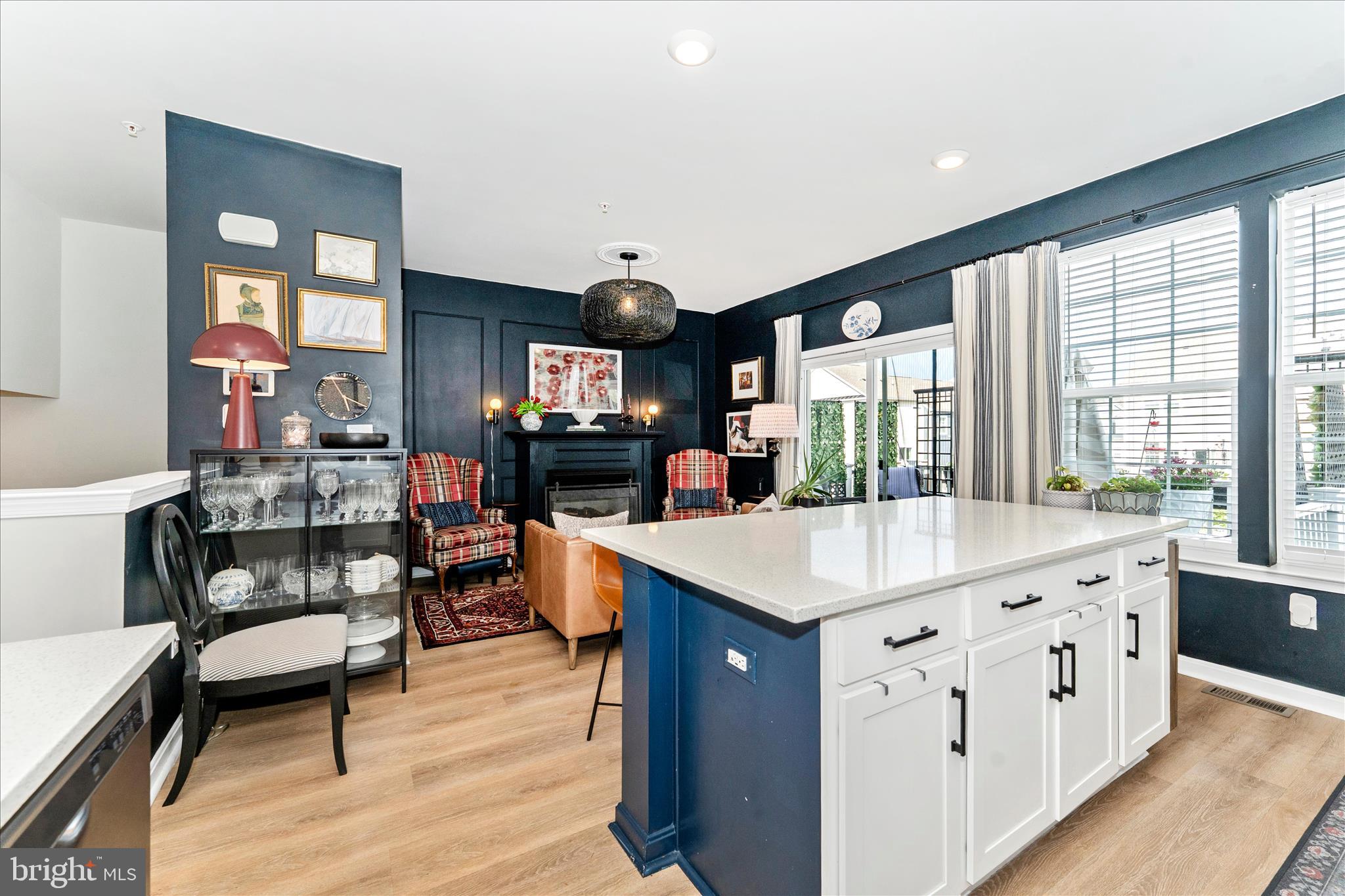 WESTVIEW SOUTH - Residential