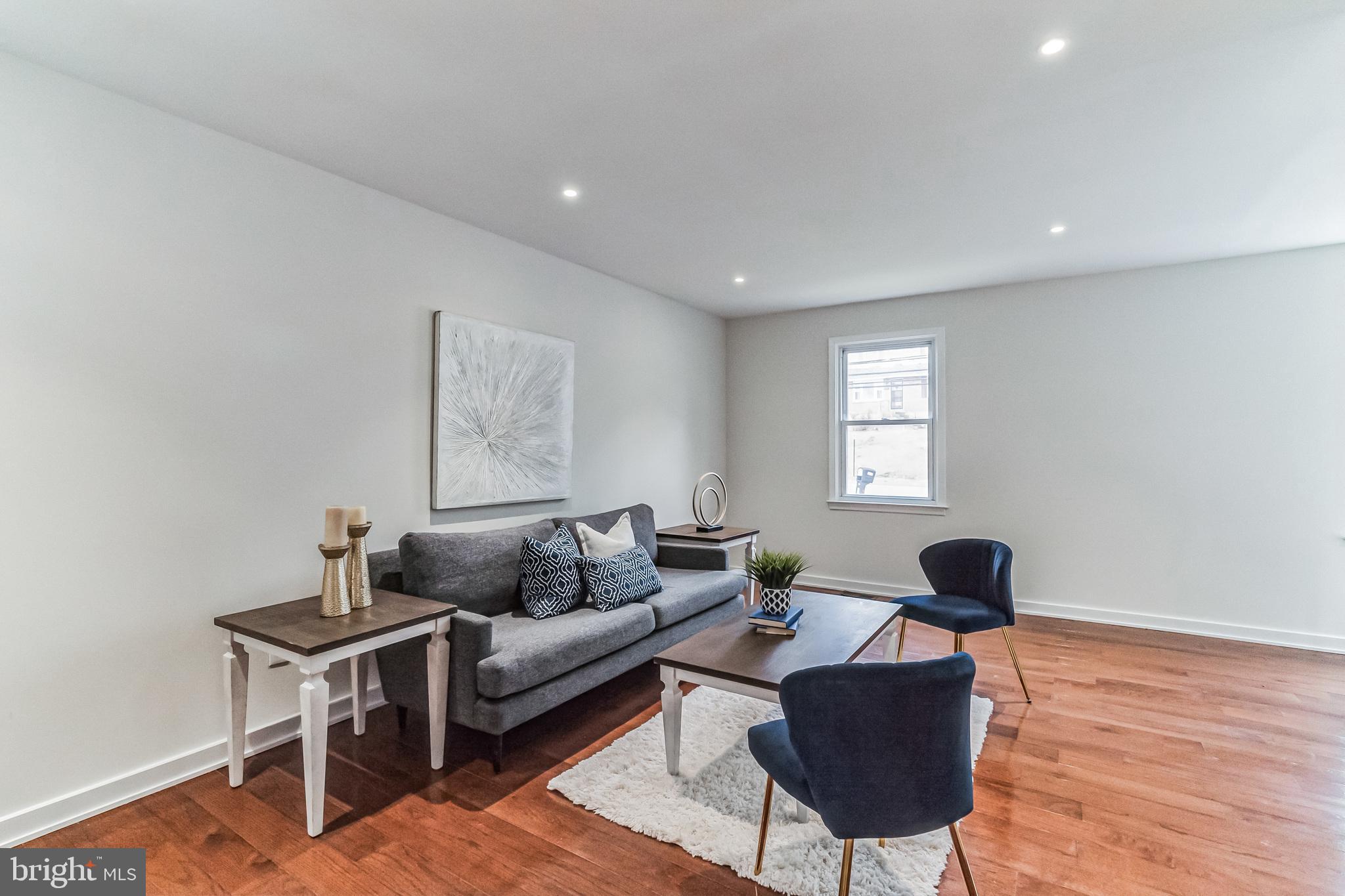 WILLOW GROVE - Residential