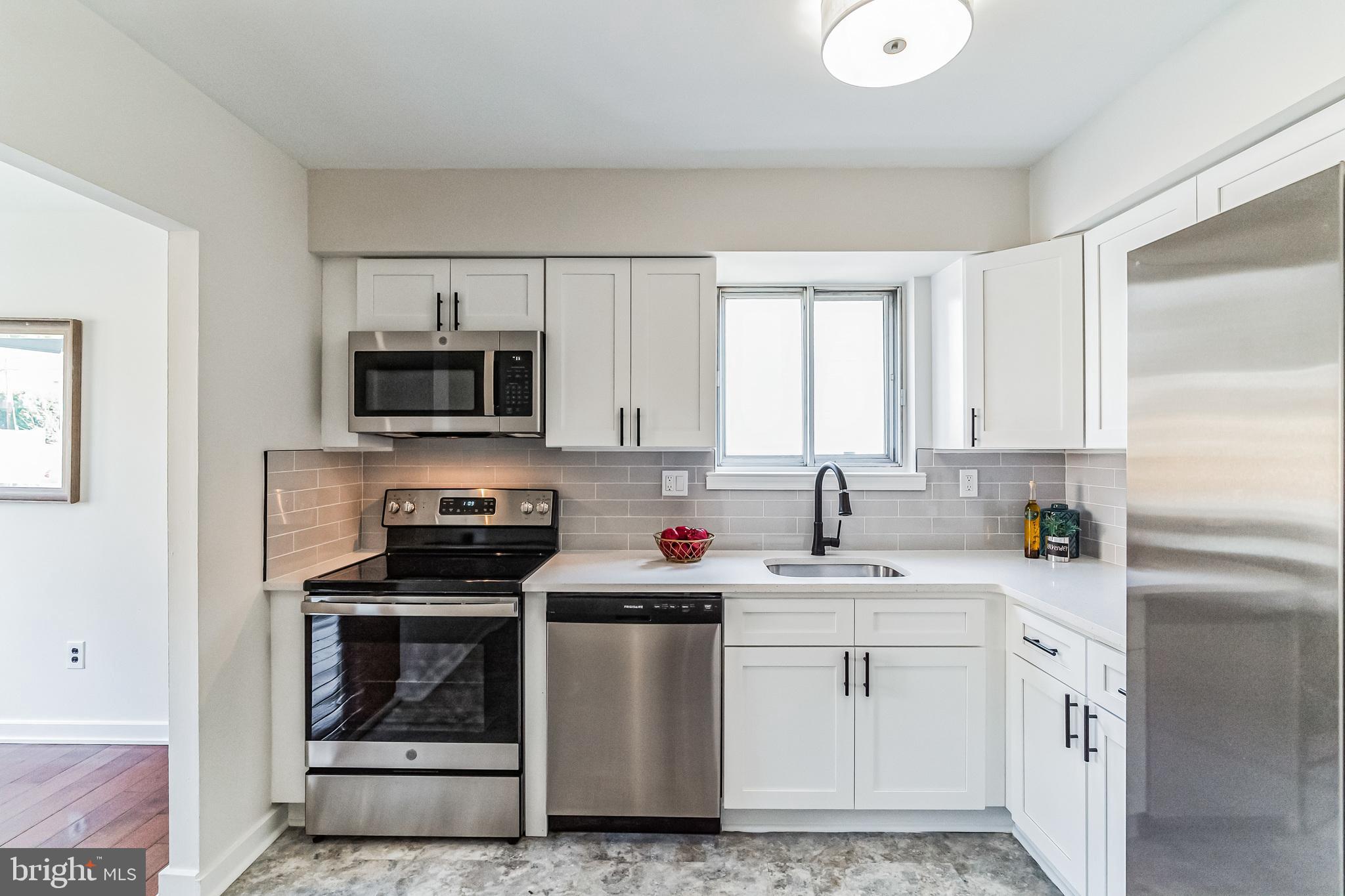 WILLOW GROVE - Residential