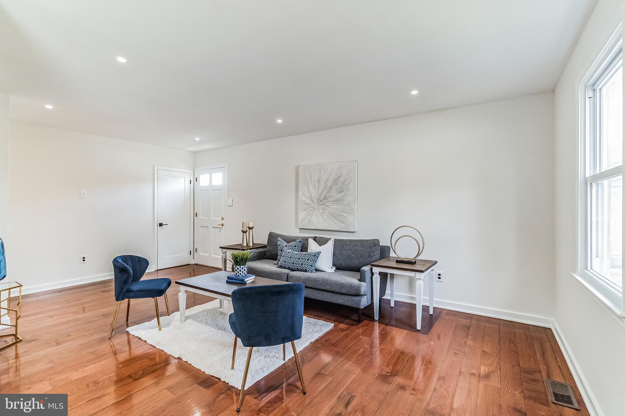 WILLOW GROVE - Residential