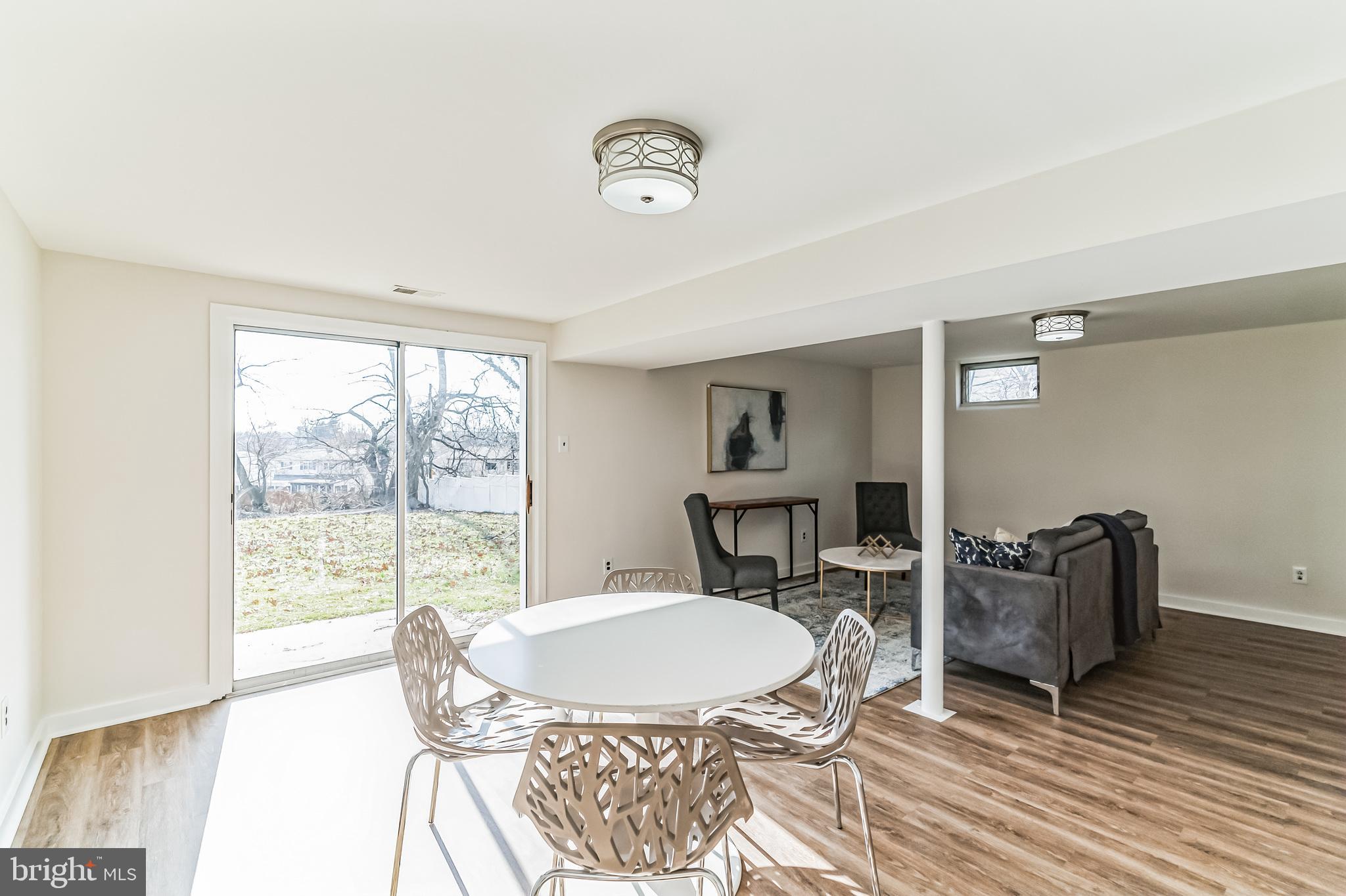 WILLOW GROVE - Residential